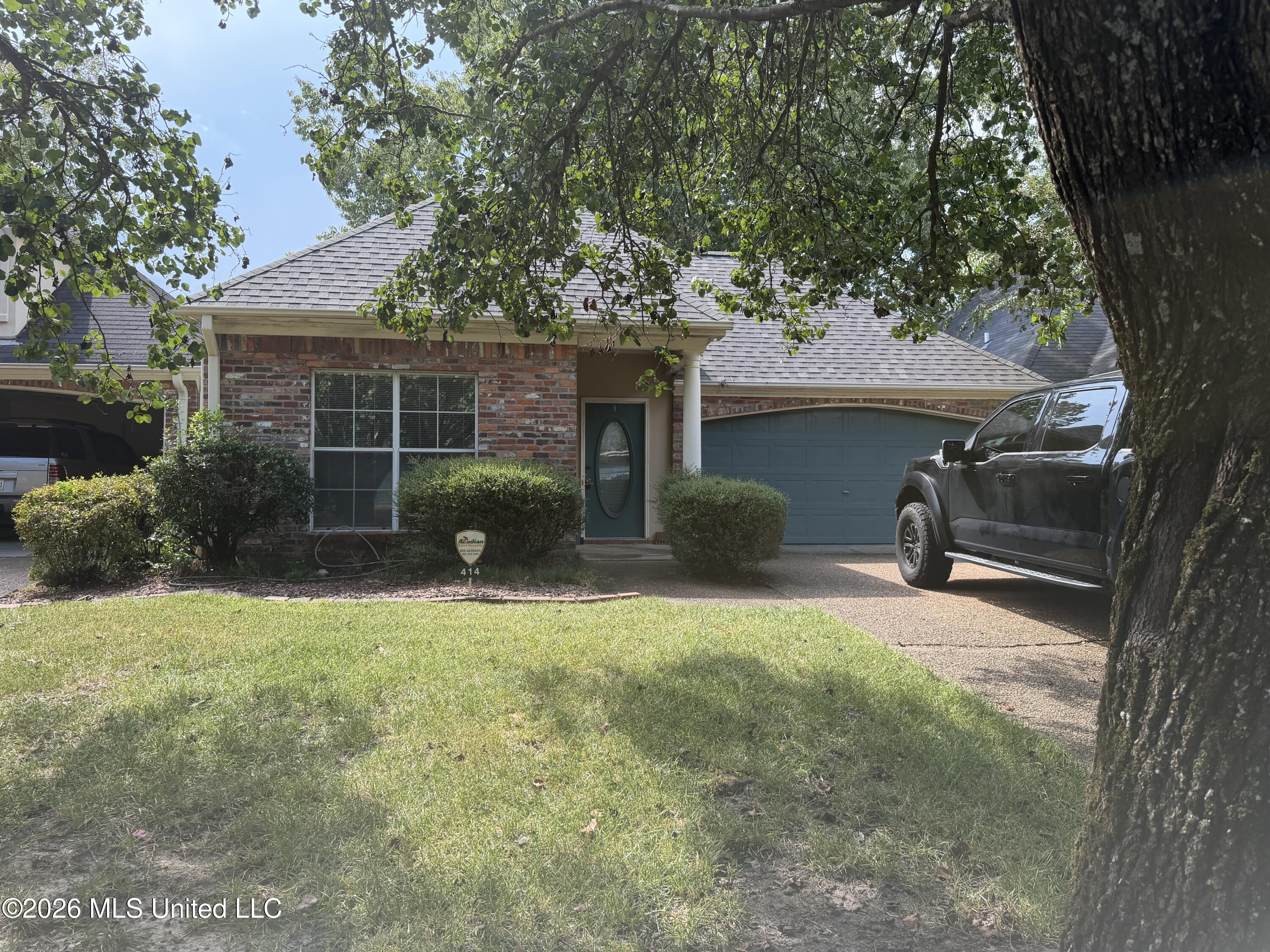 414 Friday Harbour Property Photo 1