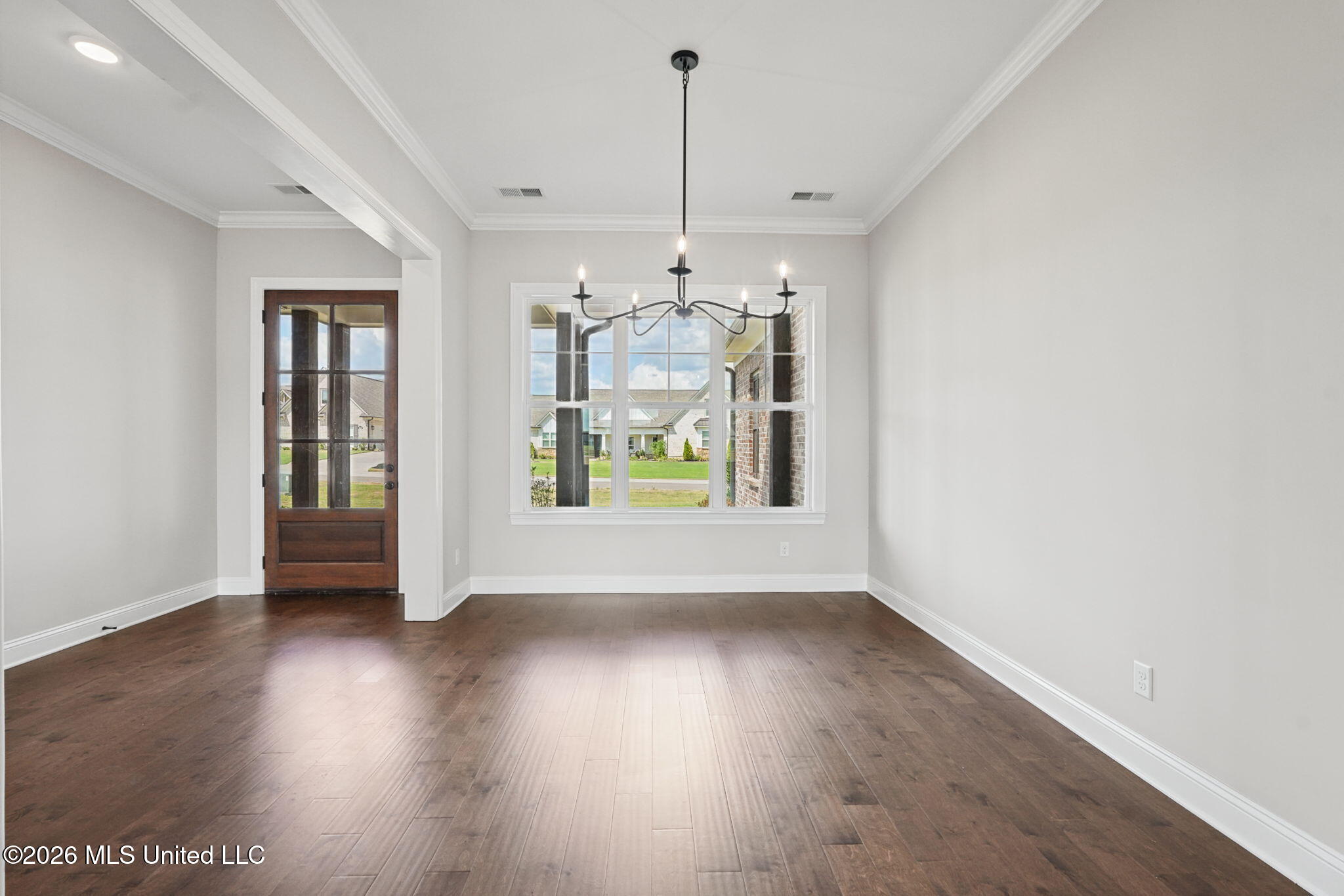 2275 Livingston Way Property Photo 15