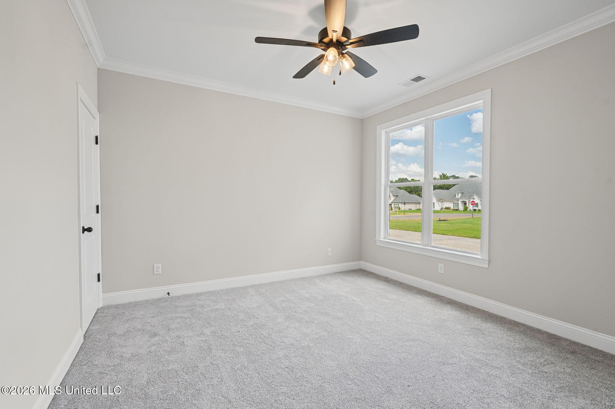 2275 Livingston Way Property Photo 32