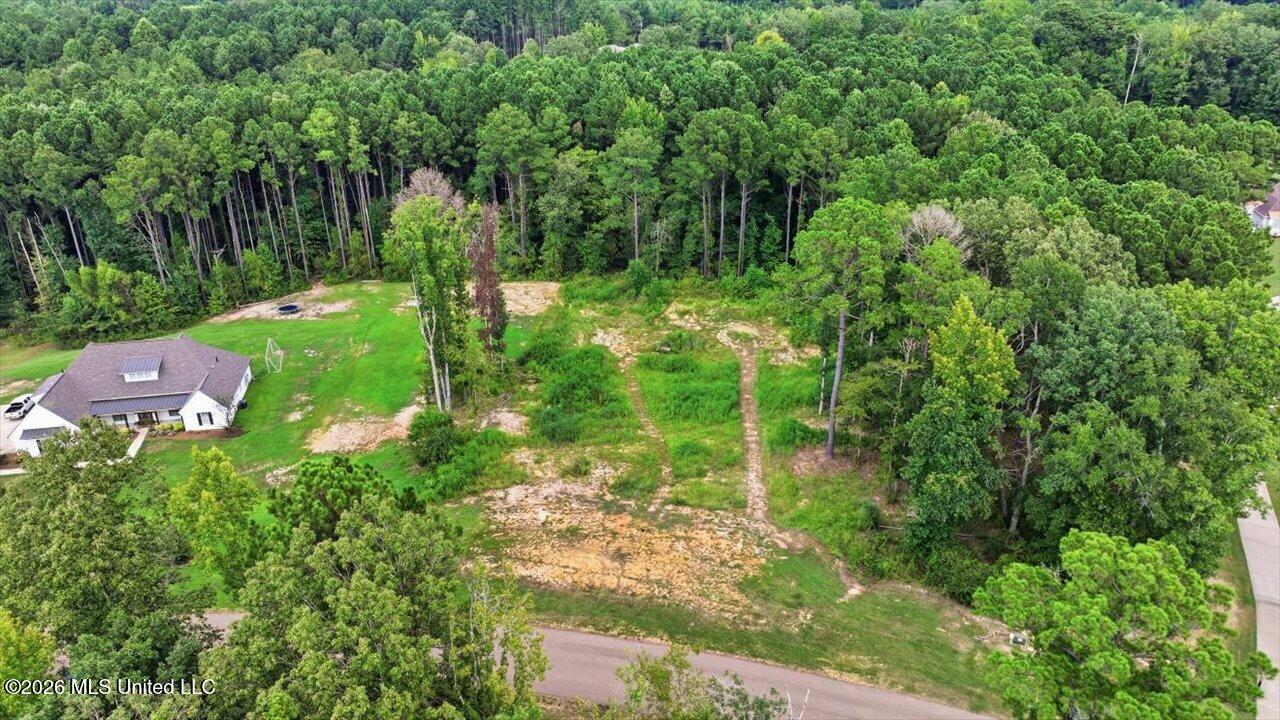 Dogwood Trace Property Photo 7
