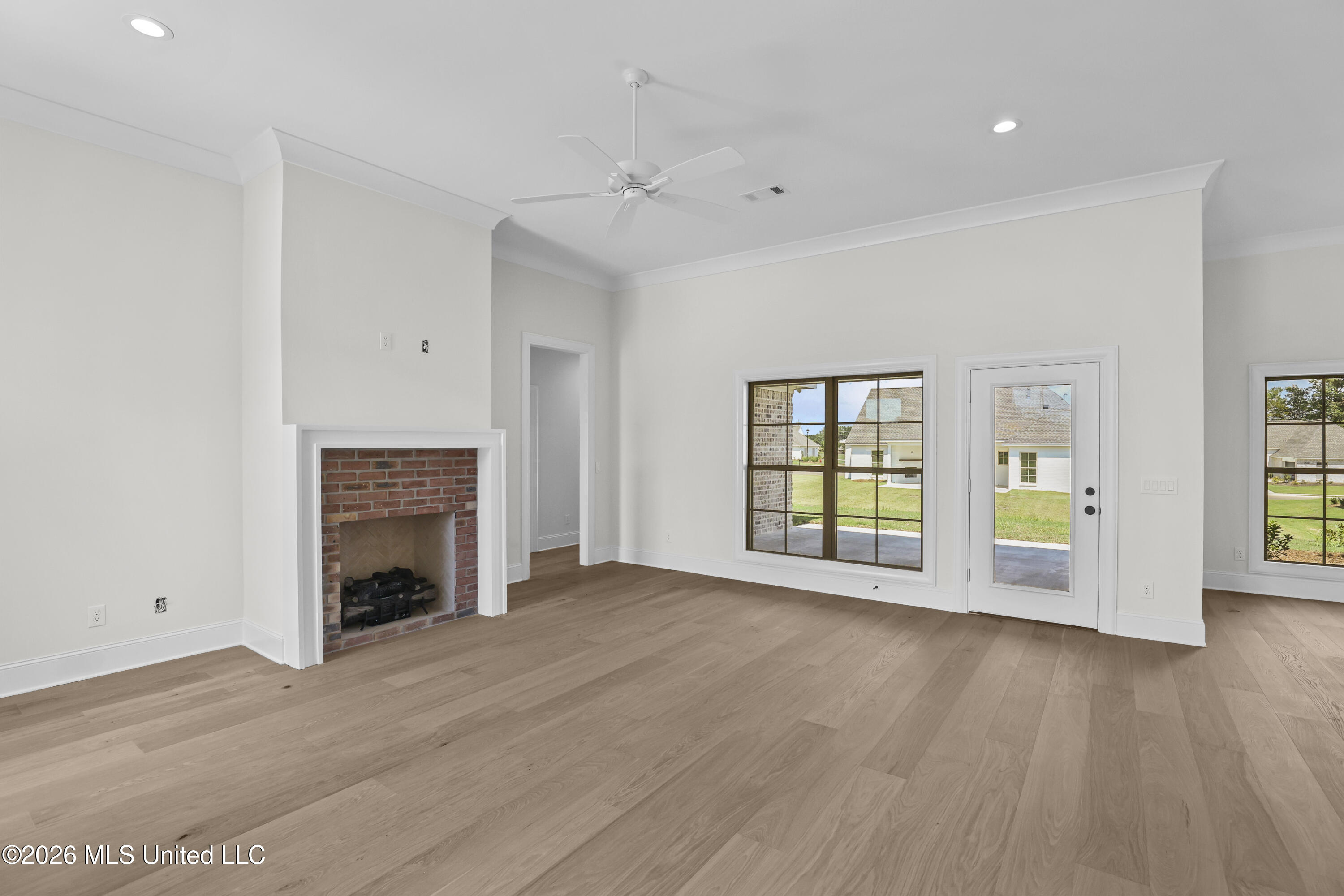 406 Erickson Lane Property Photo 5