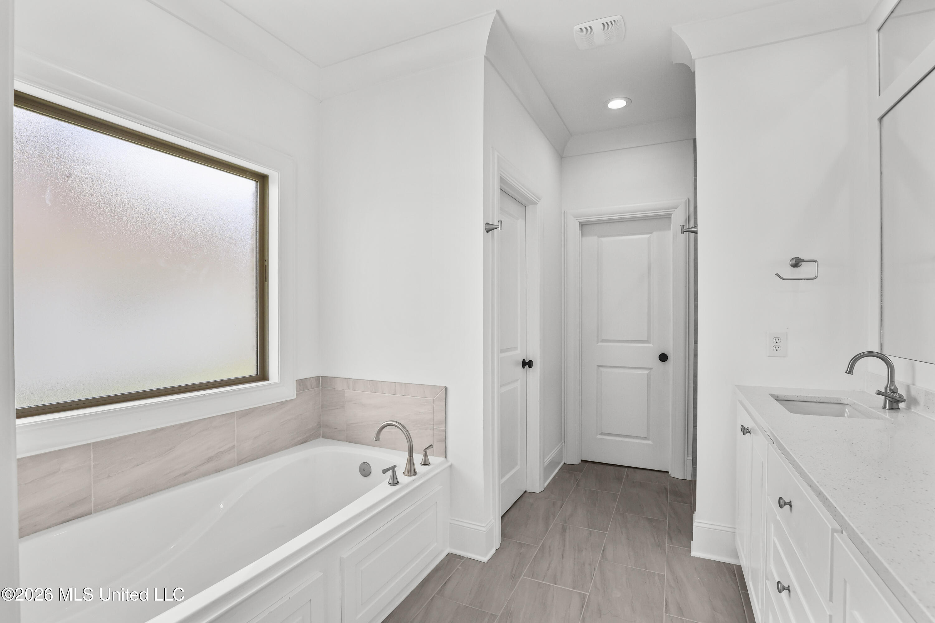 406 Erickson Lane Property Photo 19
