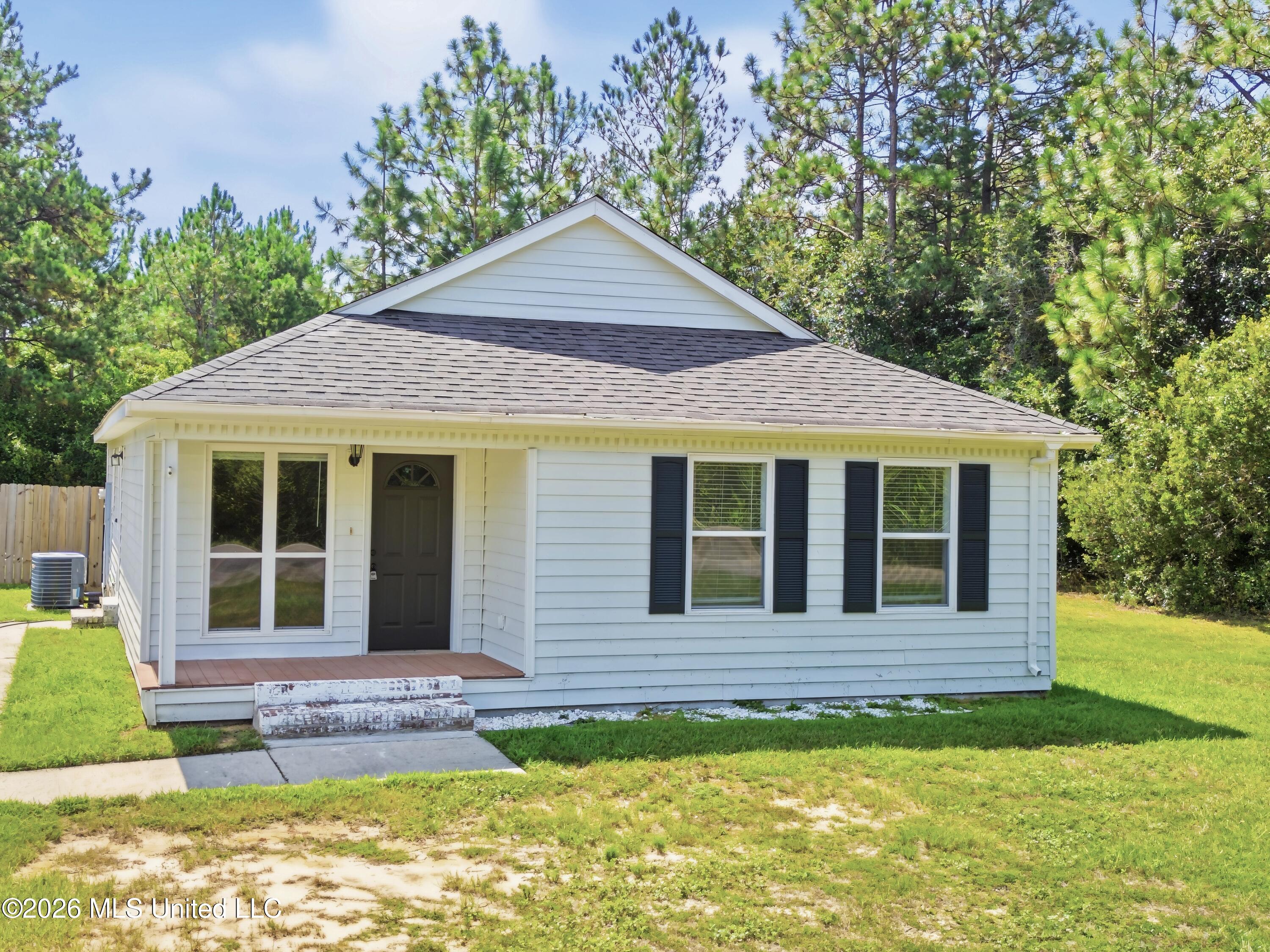 19493 W Wortham Road Property Photo 1