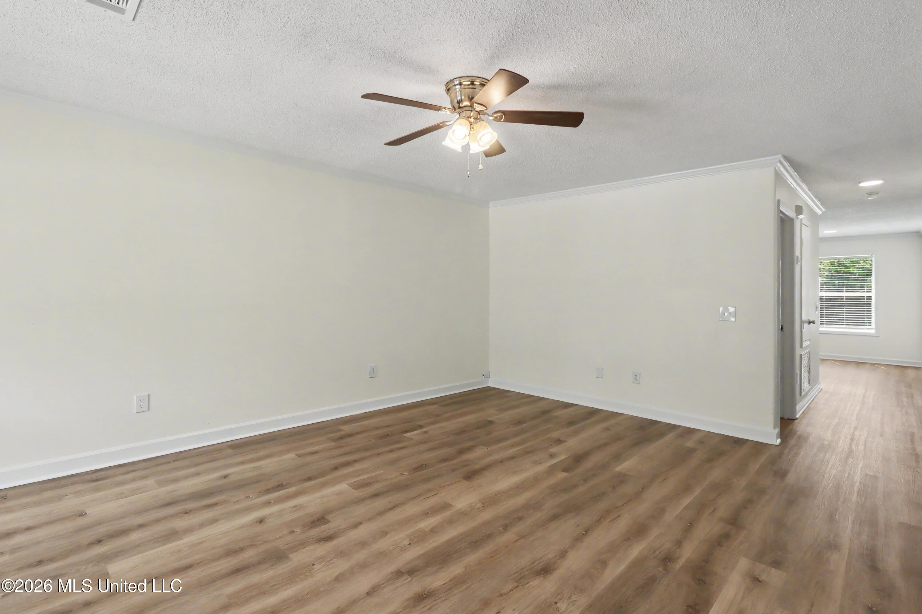 19493 W Wortham Road Property Photo 3