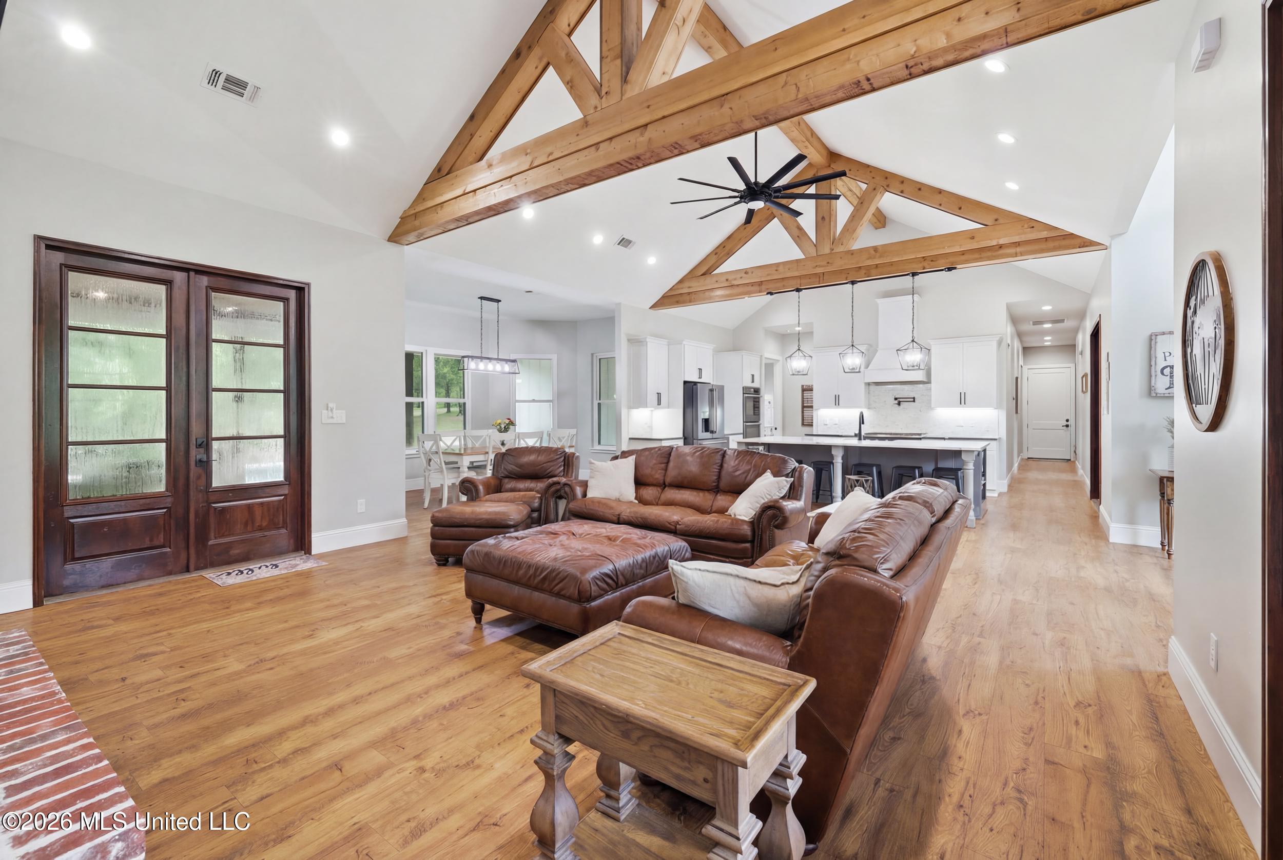 16724 W Spring Lake Drive Property Photo 7