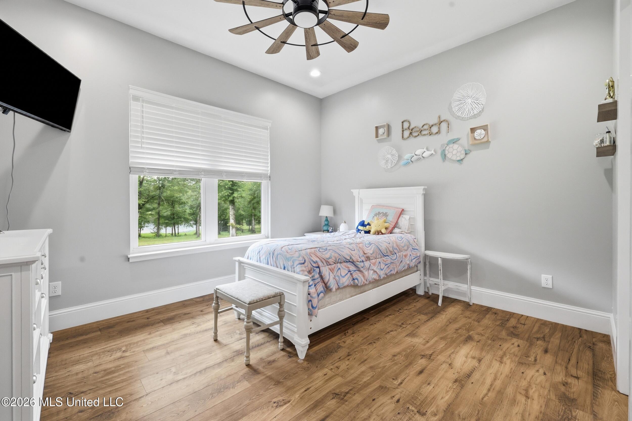 16724 W Spring Lake Drive Property Photo 19