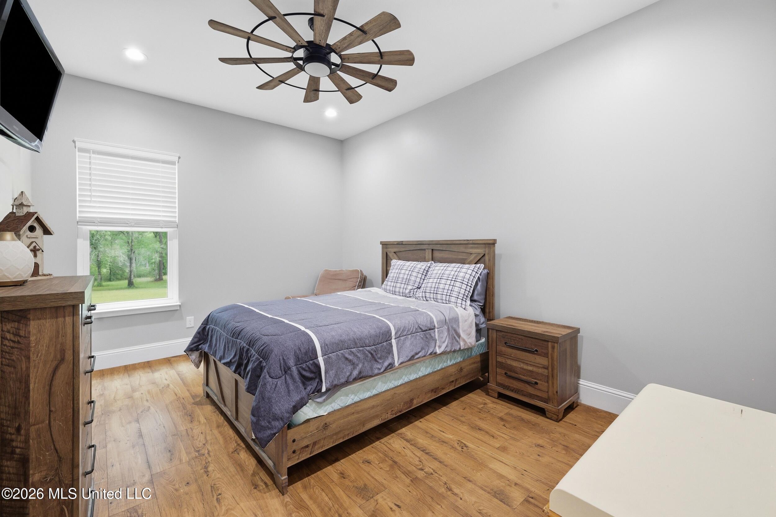 16724 W Spring Lake Drive Property Photo 21