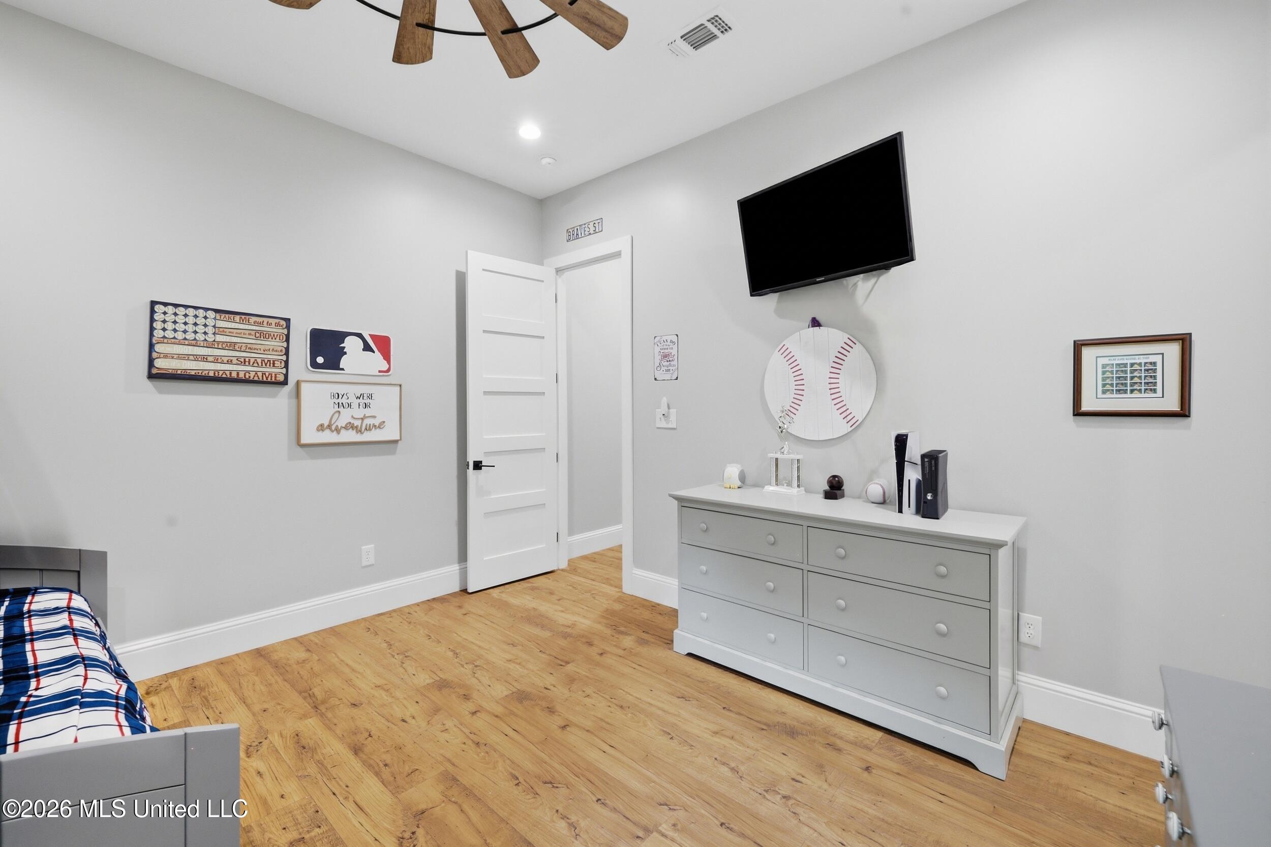16724 W Spring Lake Drive Property Photo 25