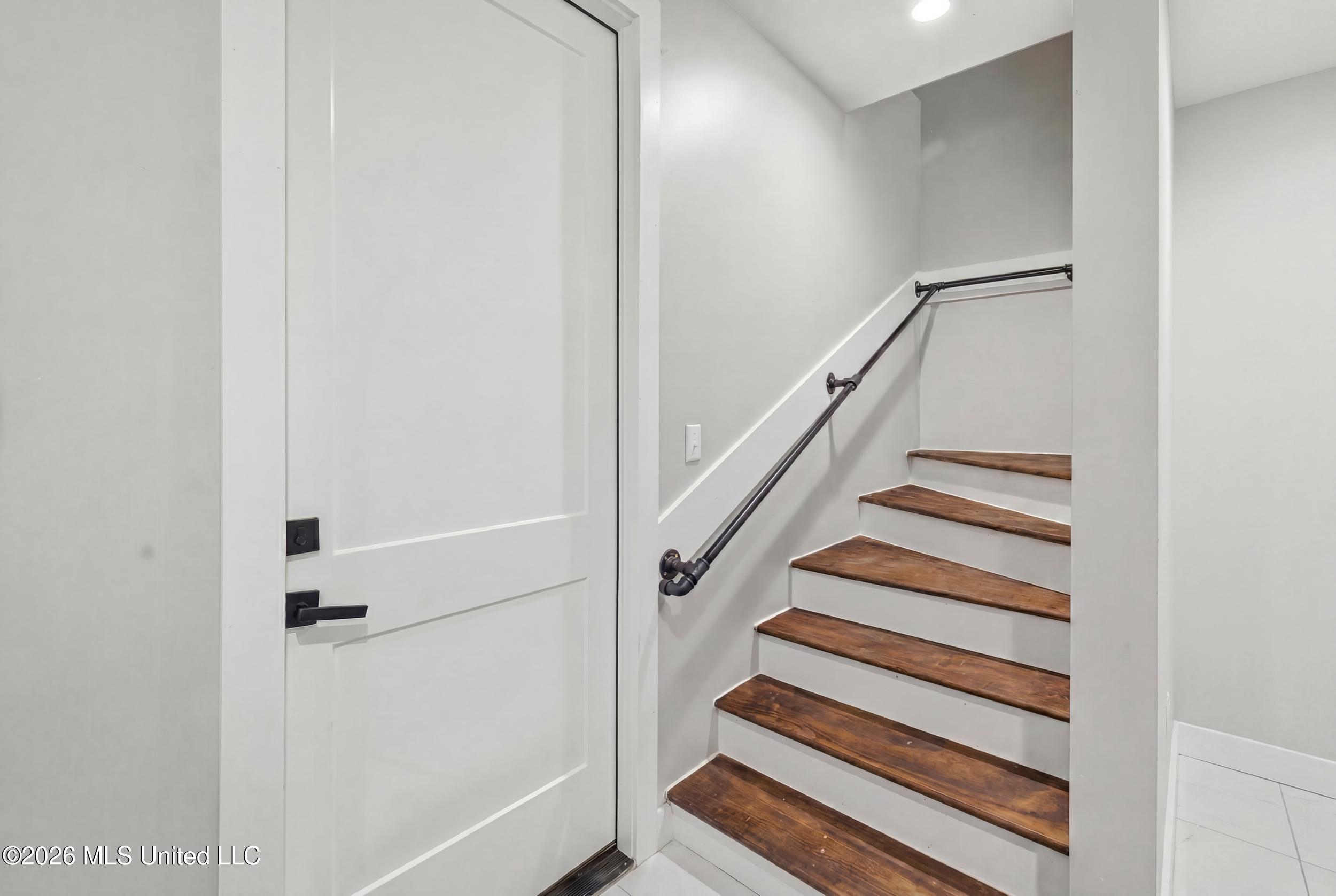 16724 W Spring Lake Drive Property Photo 32