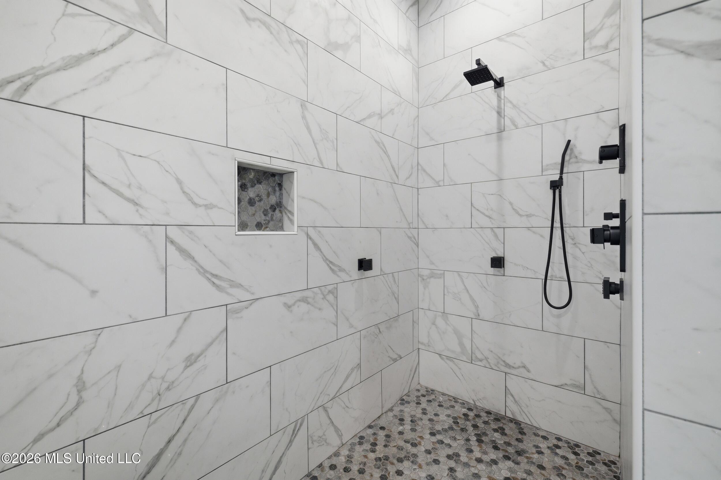 16724 W Spring Lake Drive Property Photo 44