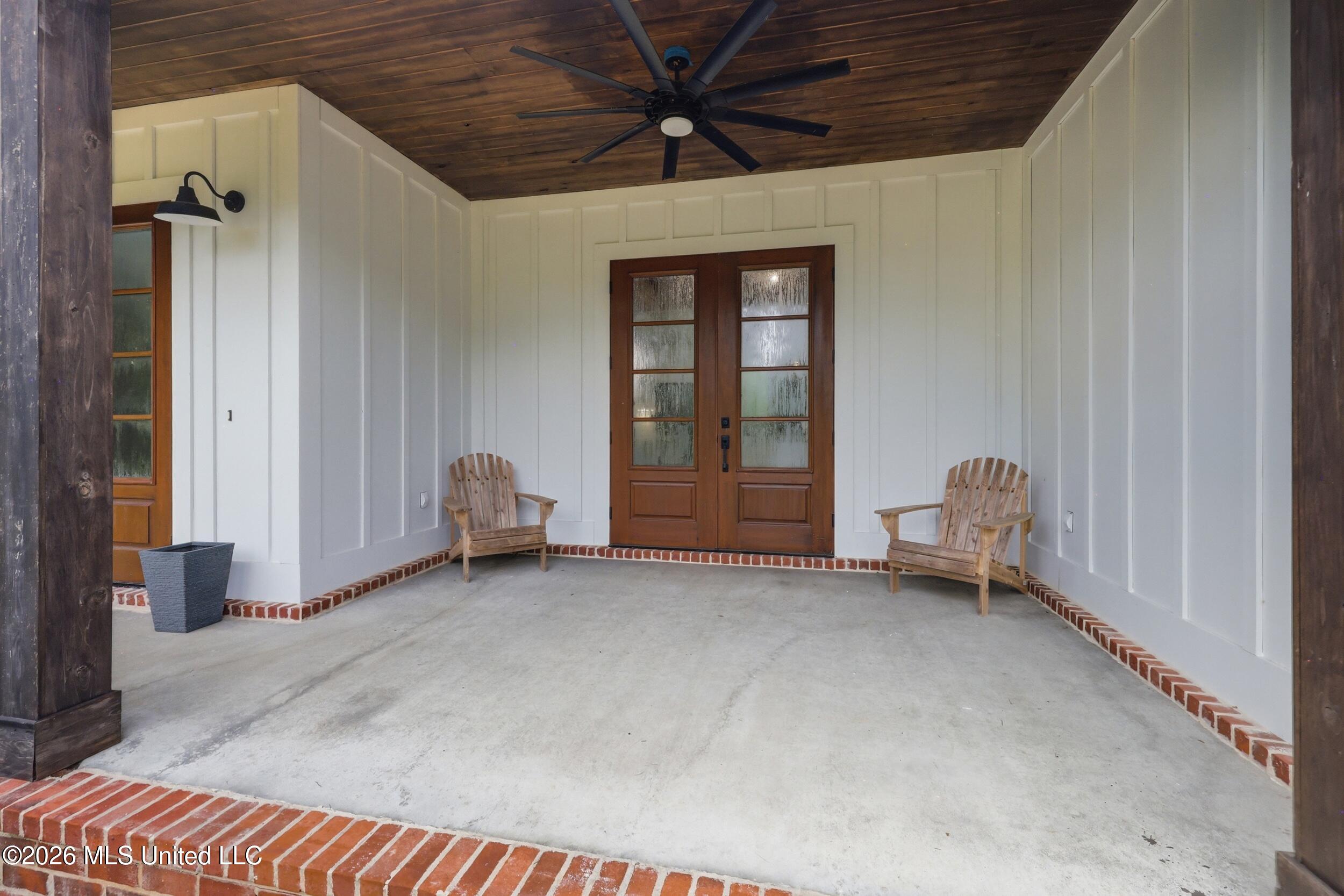 16724 W Spring Lake Drive Property Photo 53