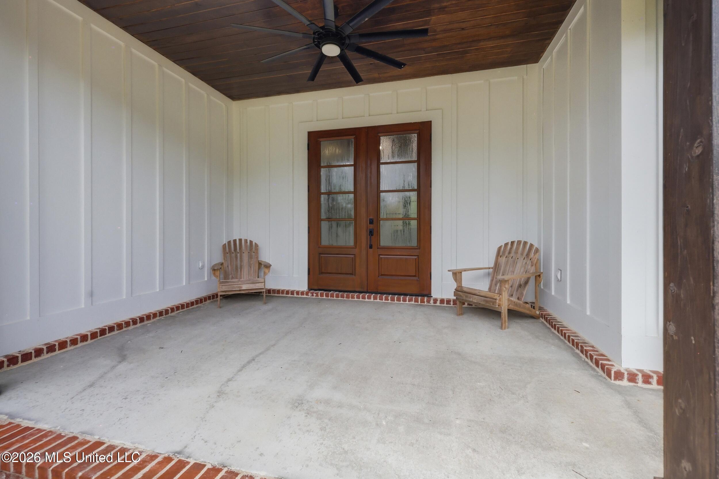 16724 W Spring Lake Drive Property Photo 54