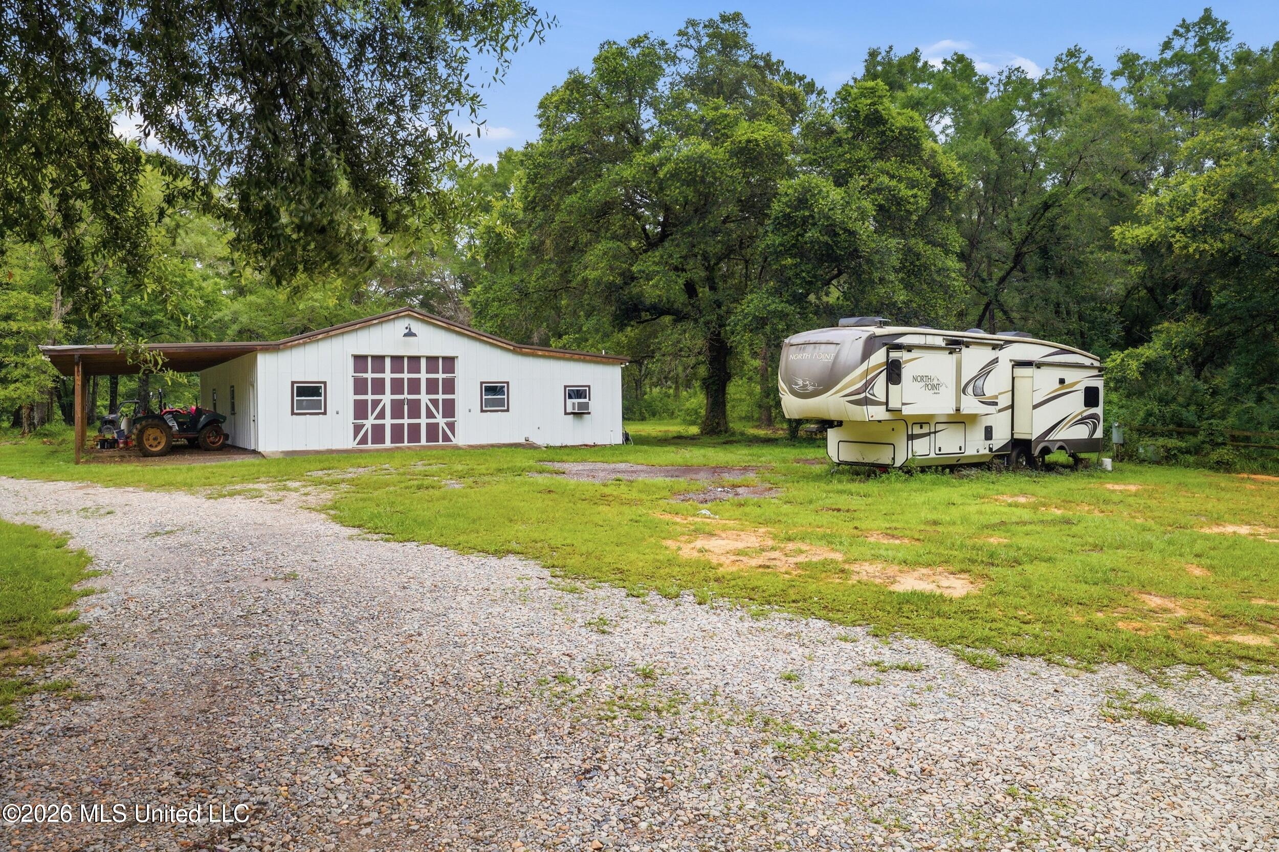 16724 W Spring Lake Drive Property Photo 64