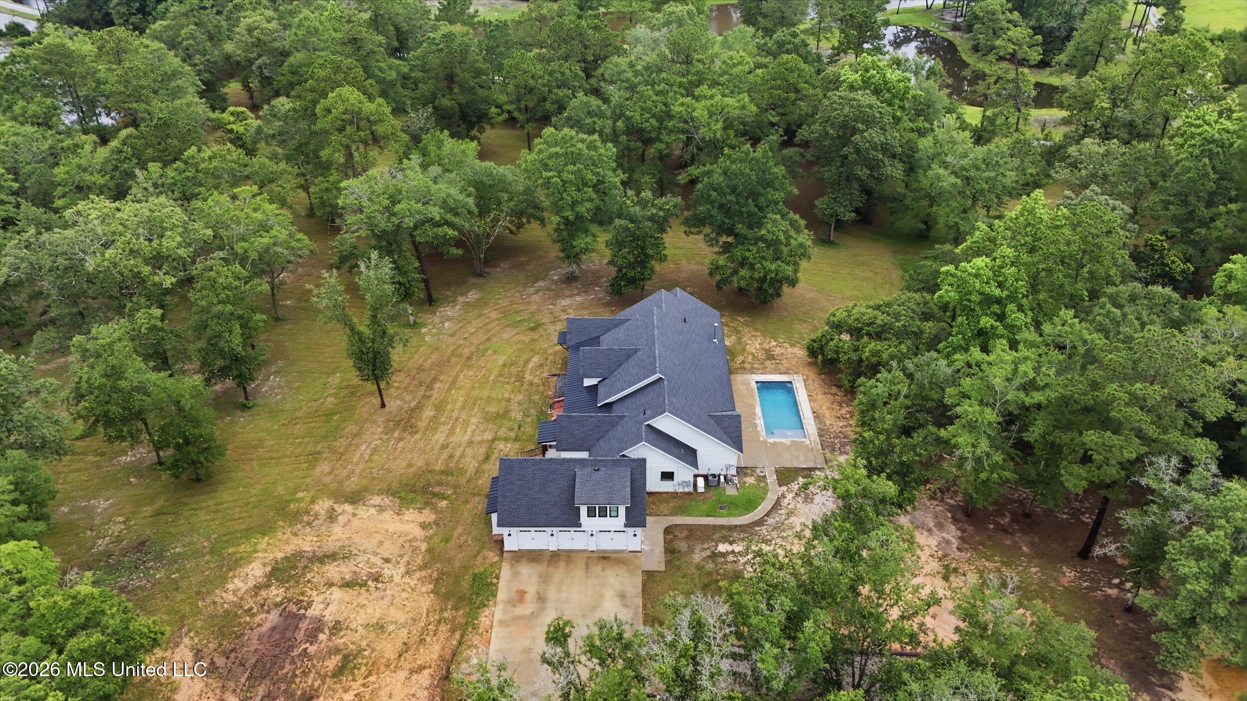 16724 W Spring Lake Drive Property Photo 78