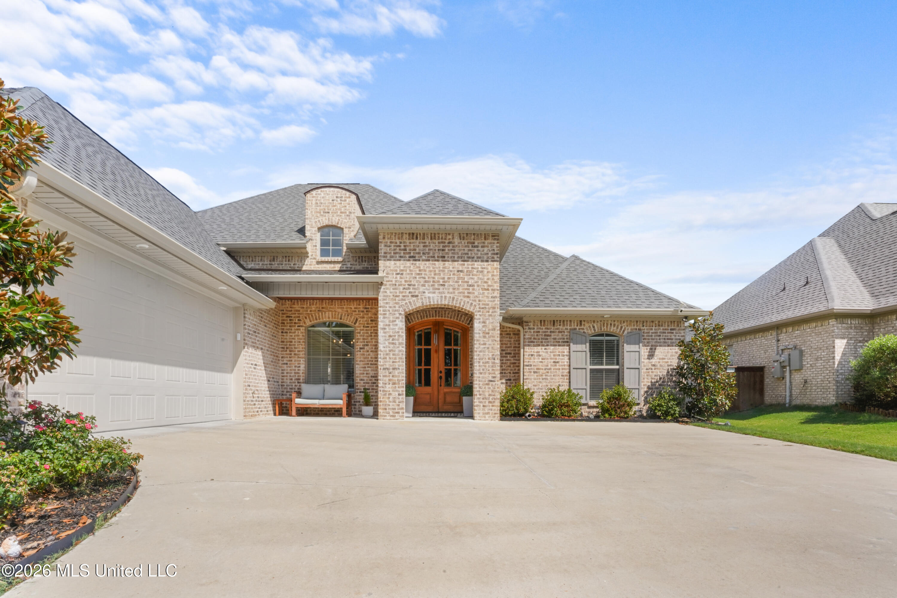 1254 Old Ct Crossing Property Photo 1