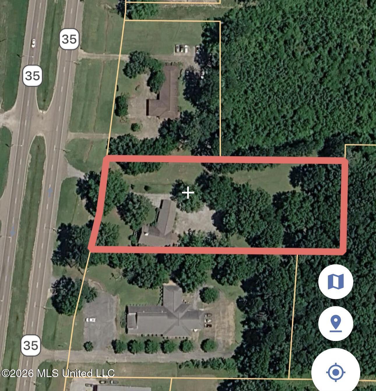 1110 S 35 Highway Property Photo 1