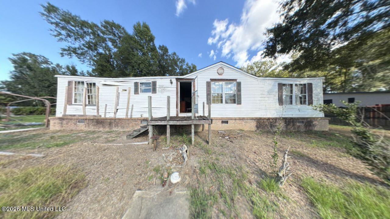 2618 Maclean Road Property Photo 1
