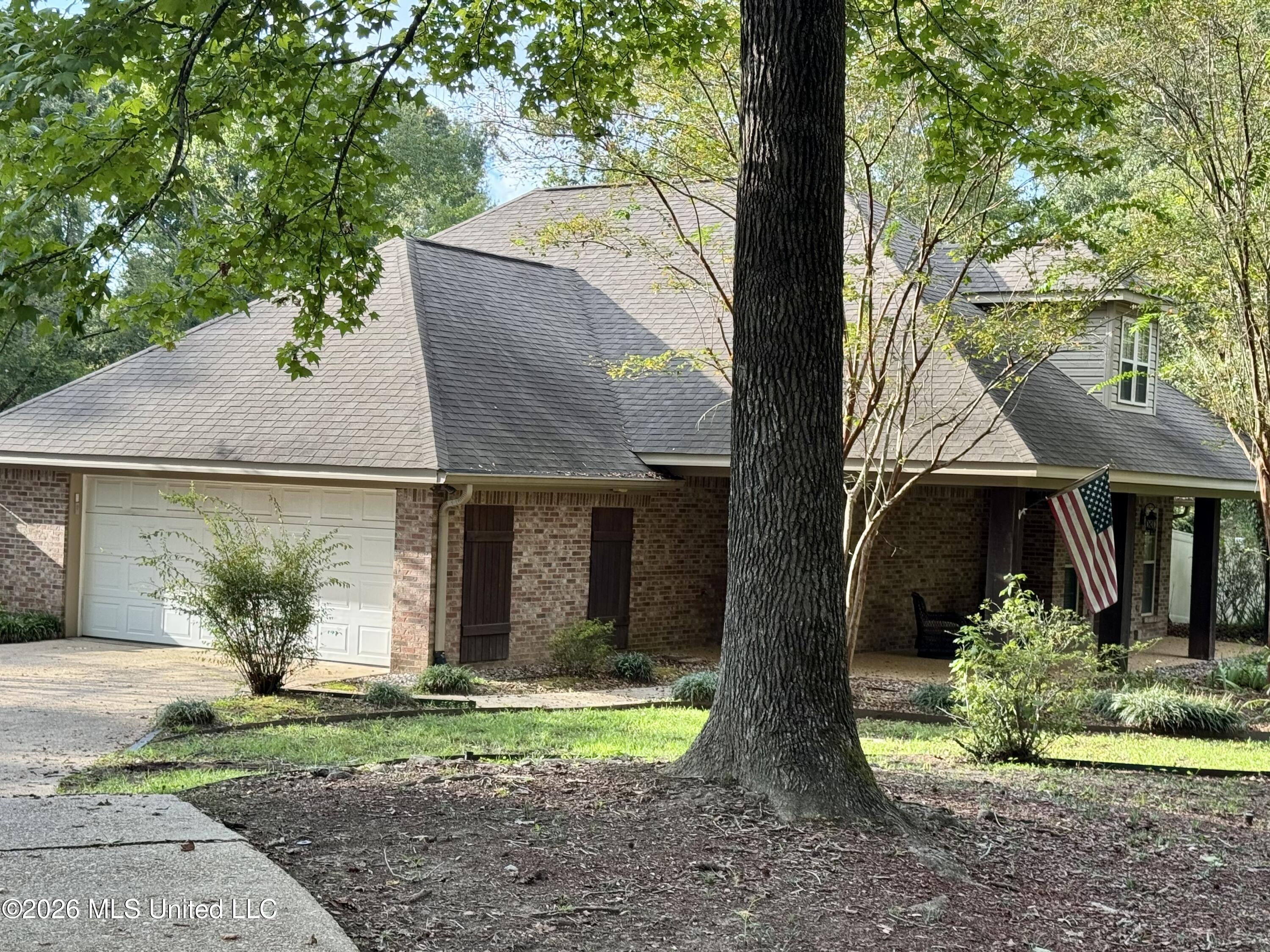 105 Walnut Circle Property Photo 3
