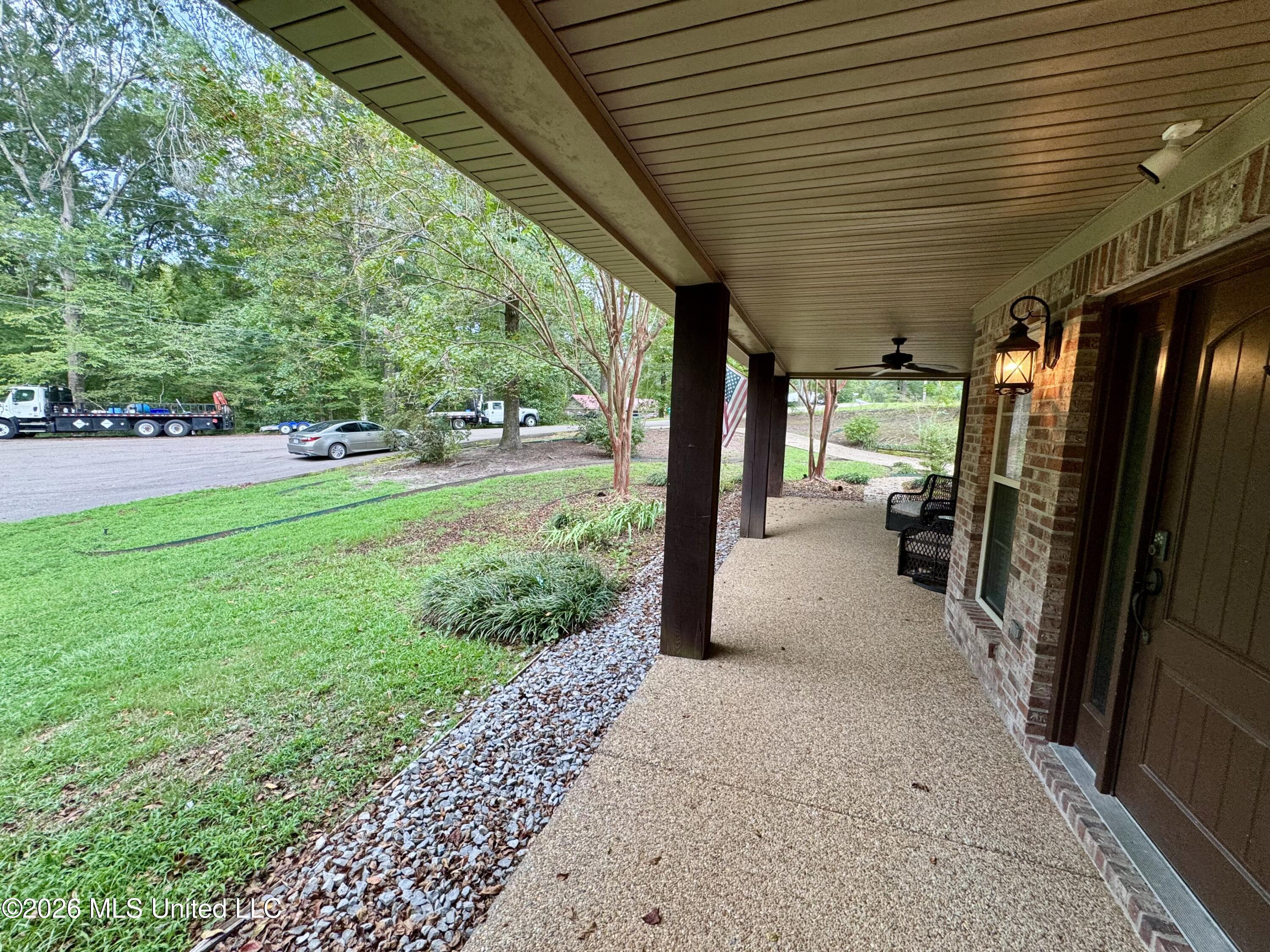 105 Walnut Circle Property Photo 7