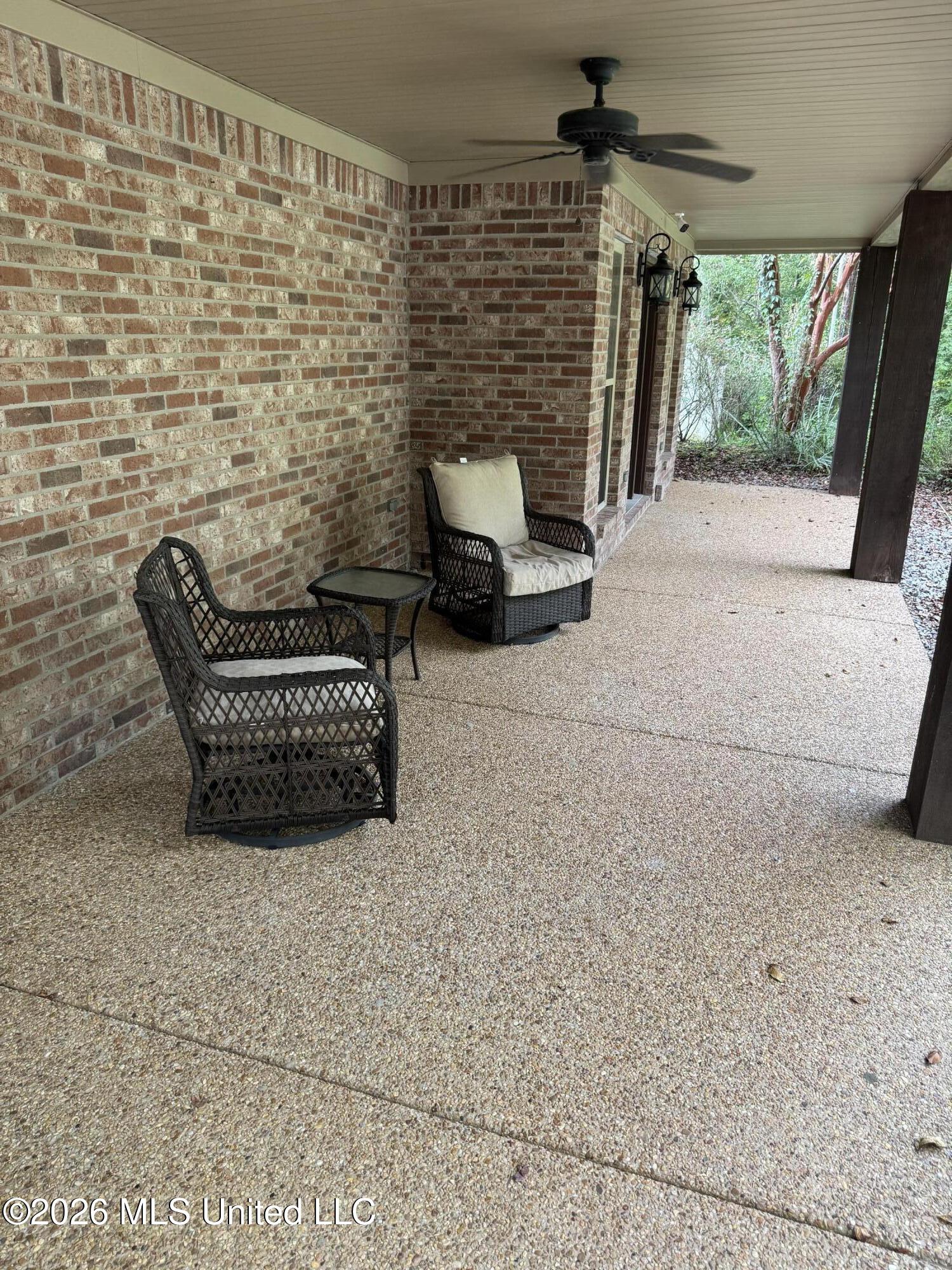105 Walnut Circle Property Photo 8
