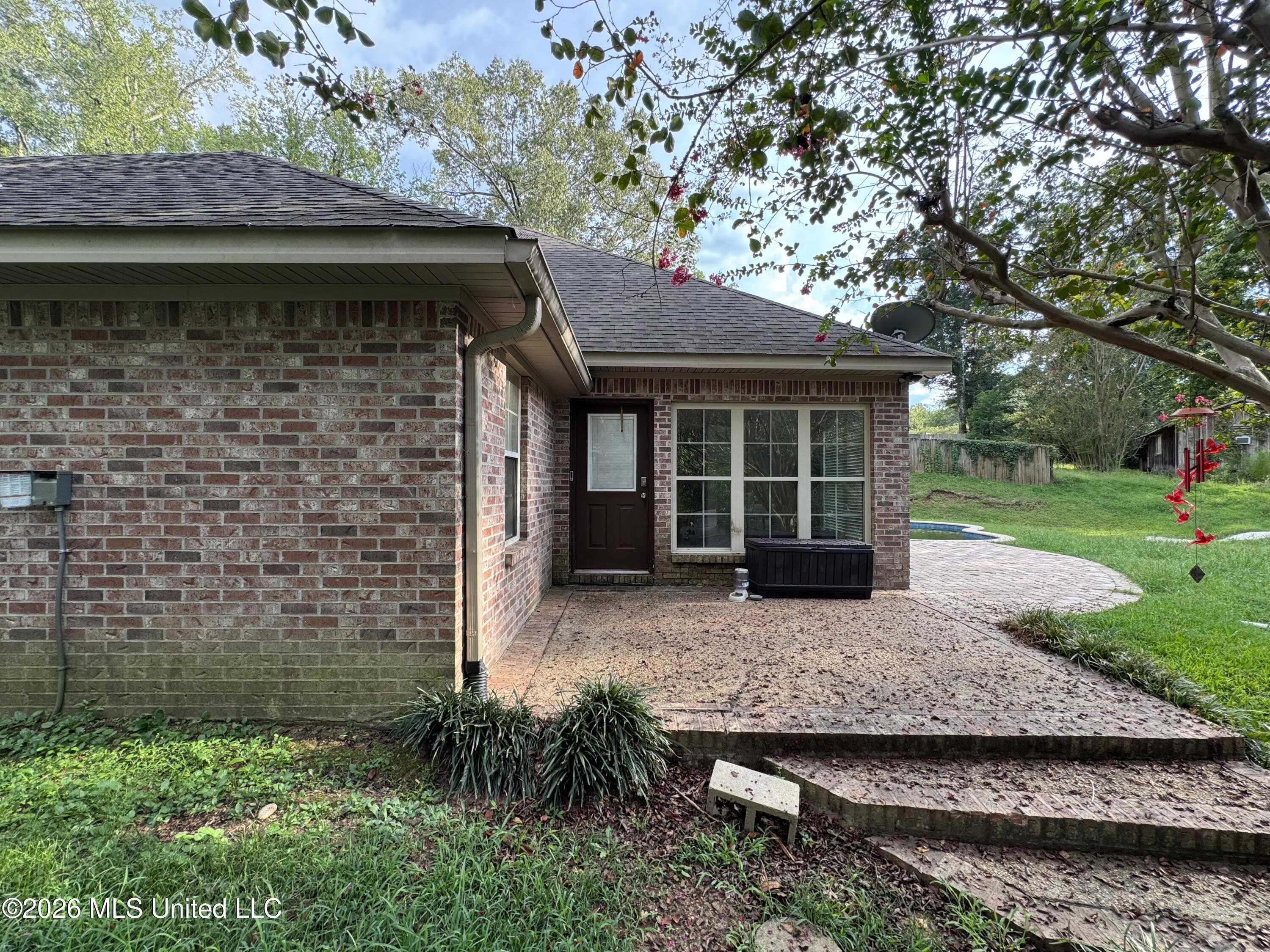 105 Walnut Circle Property Photo 10