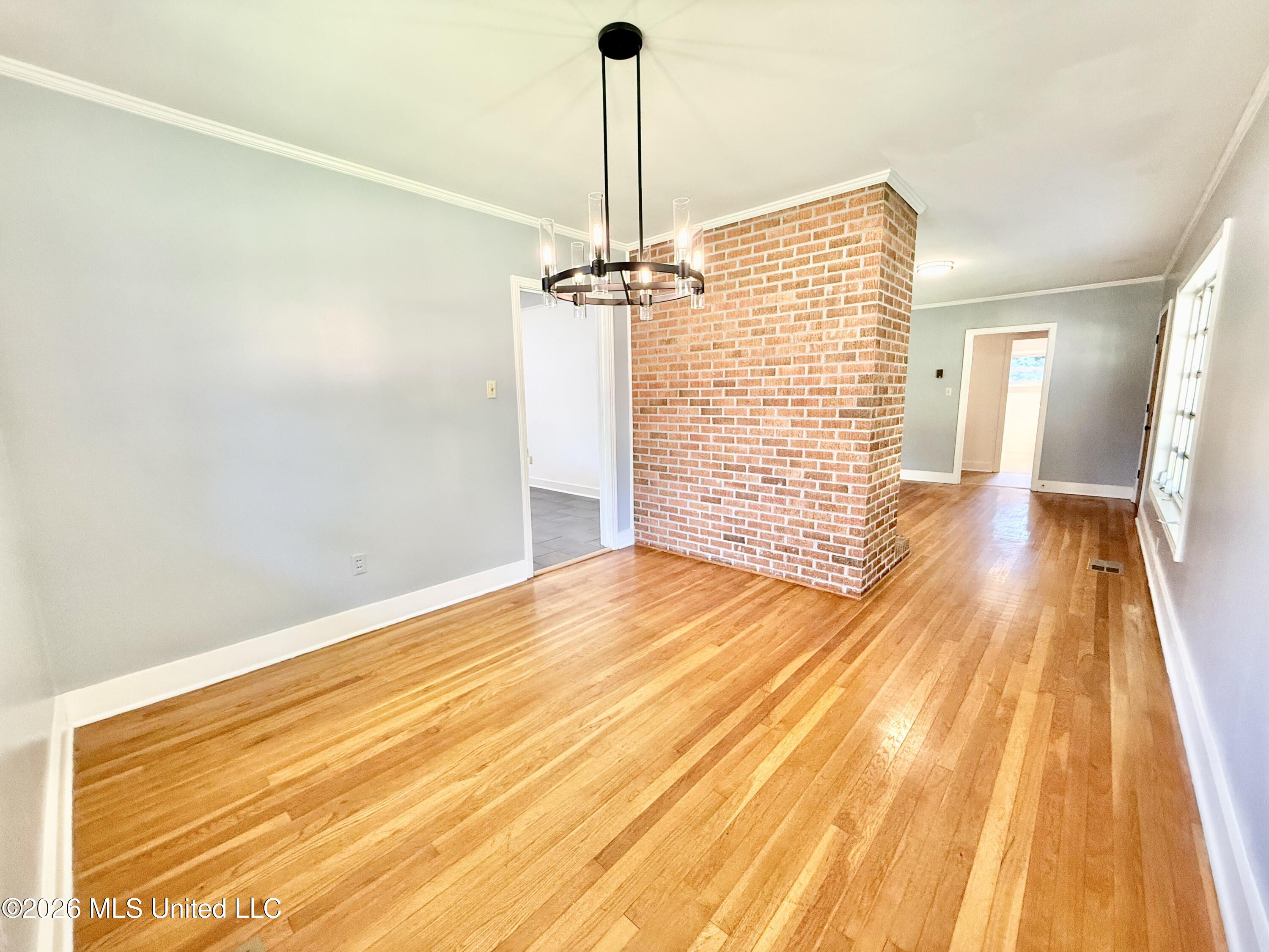207 N Bennett Street Property Photo 15