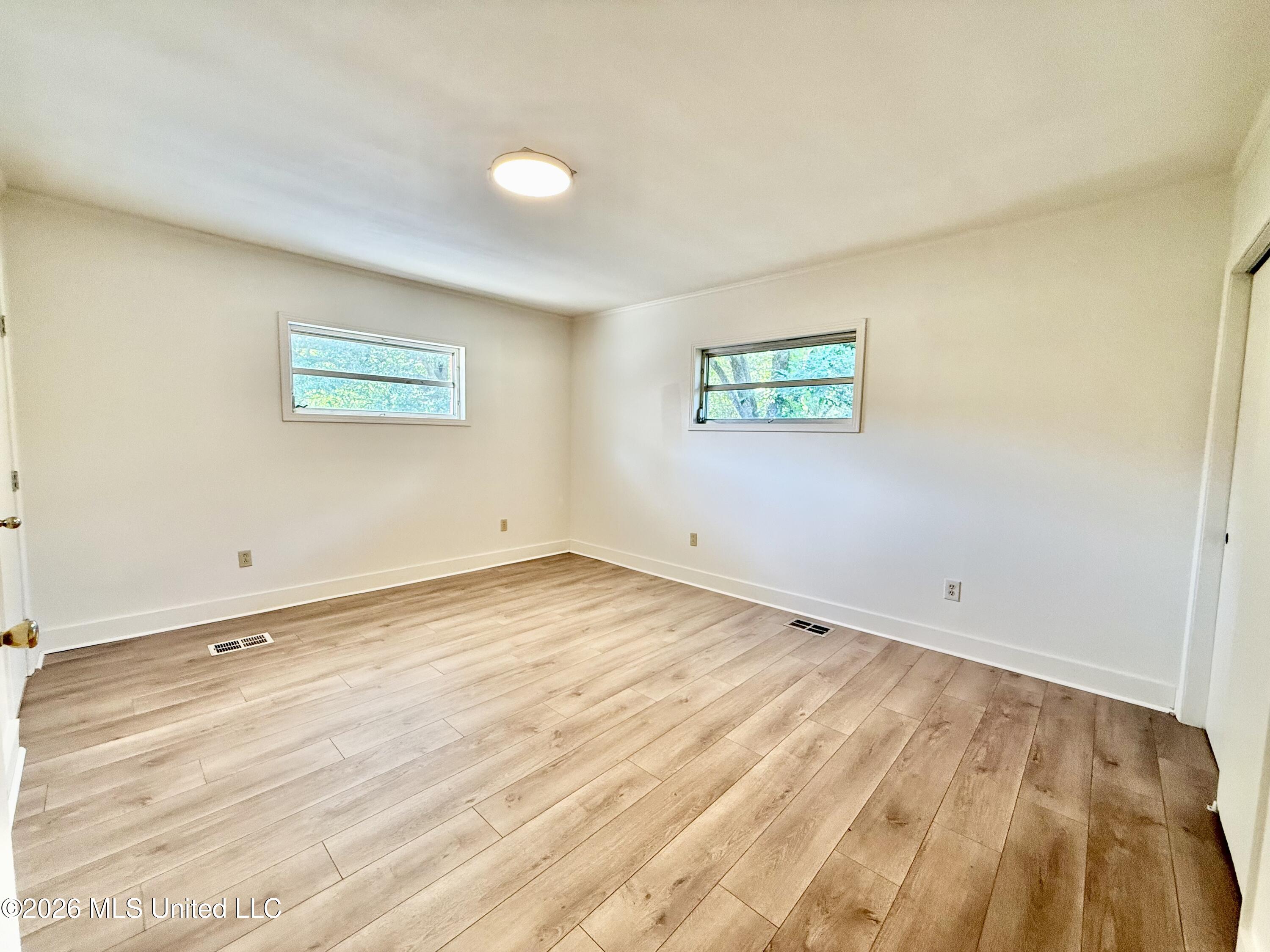 207 N Bennett Street Property Photo 19