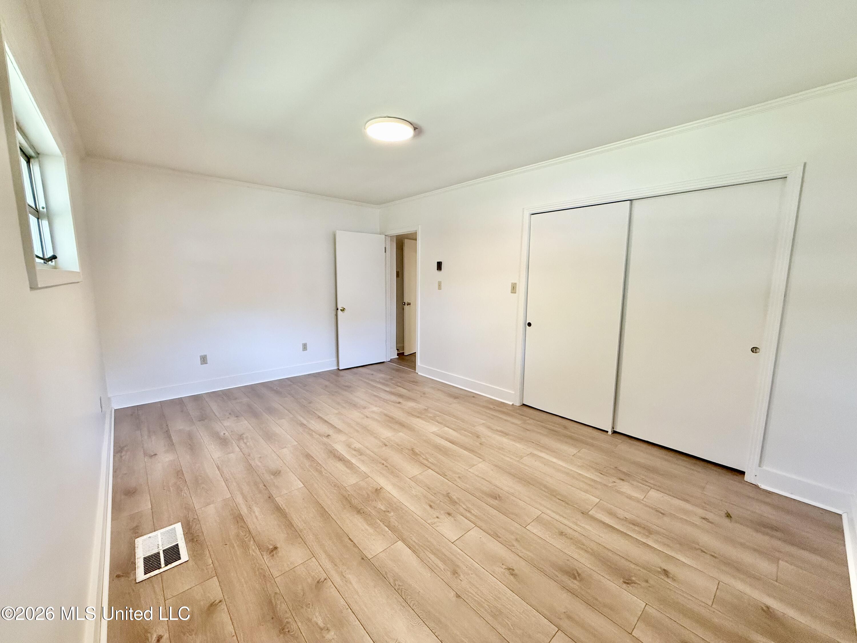 207 N Bennett Street Property Photo 24