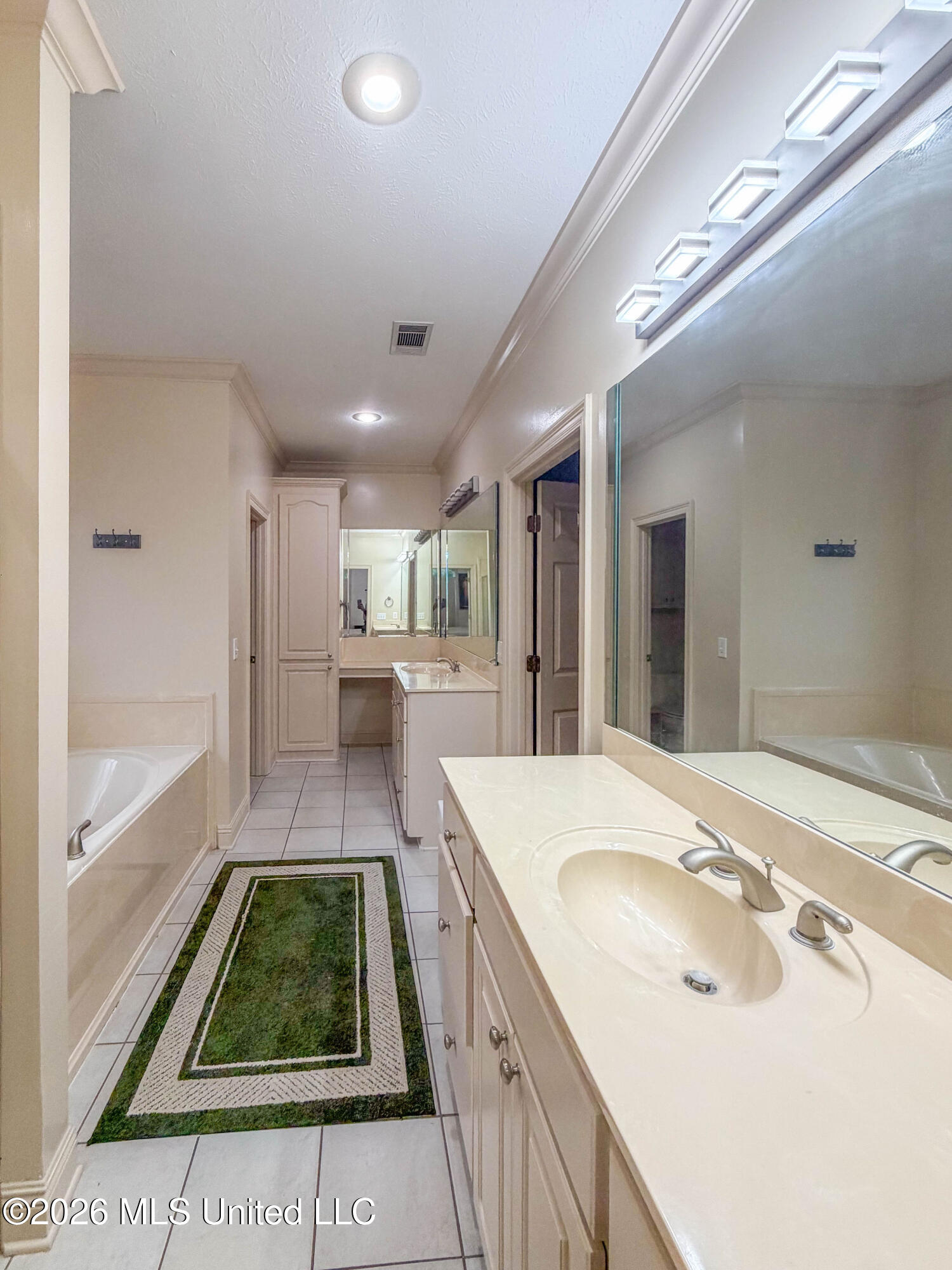 137 Vineyard Boulevard Property Photo 22