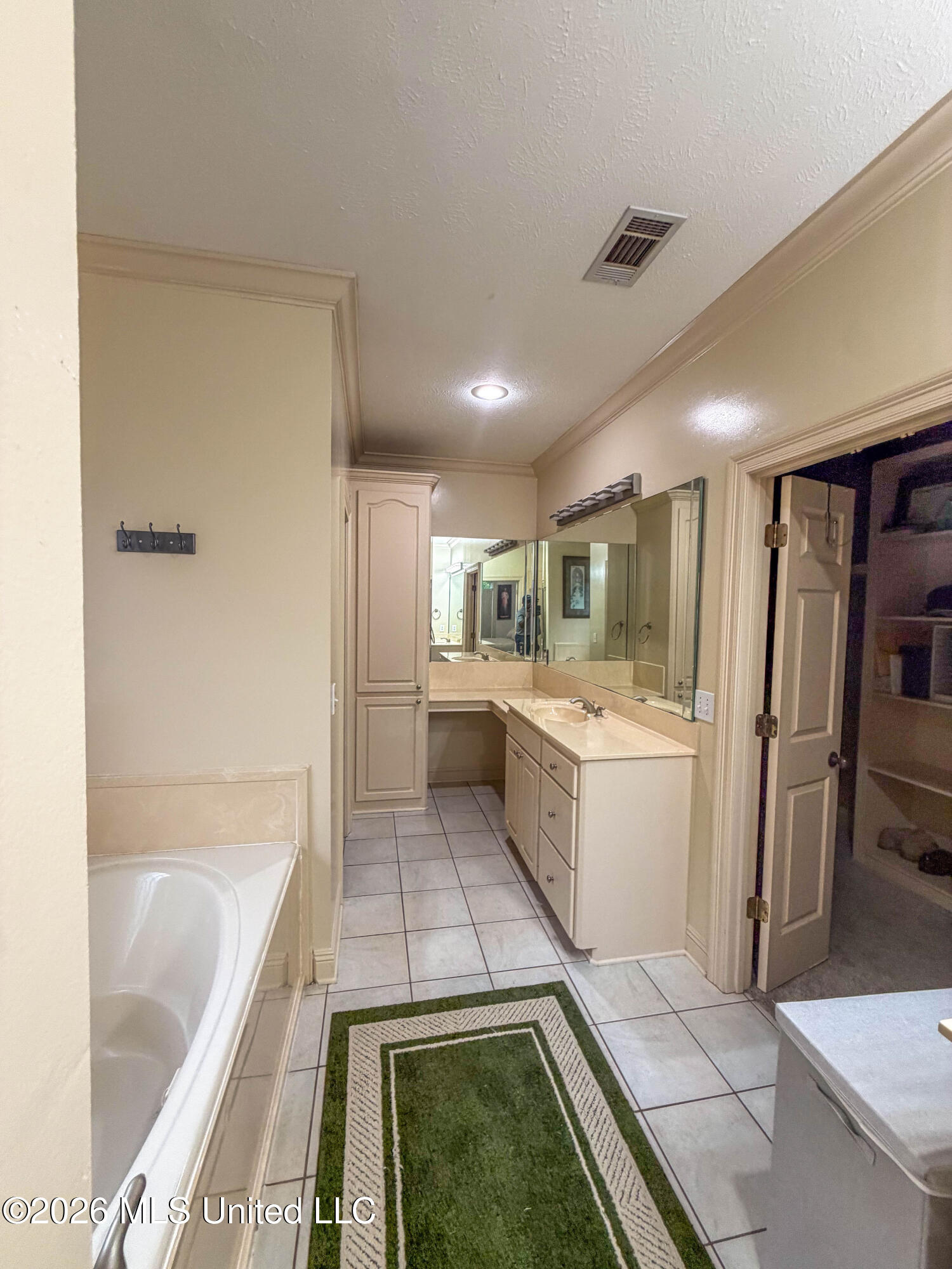 137 Vineyard Boulevard Property Photo 23