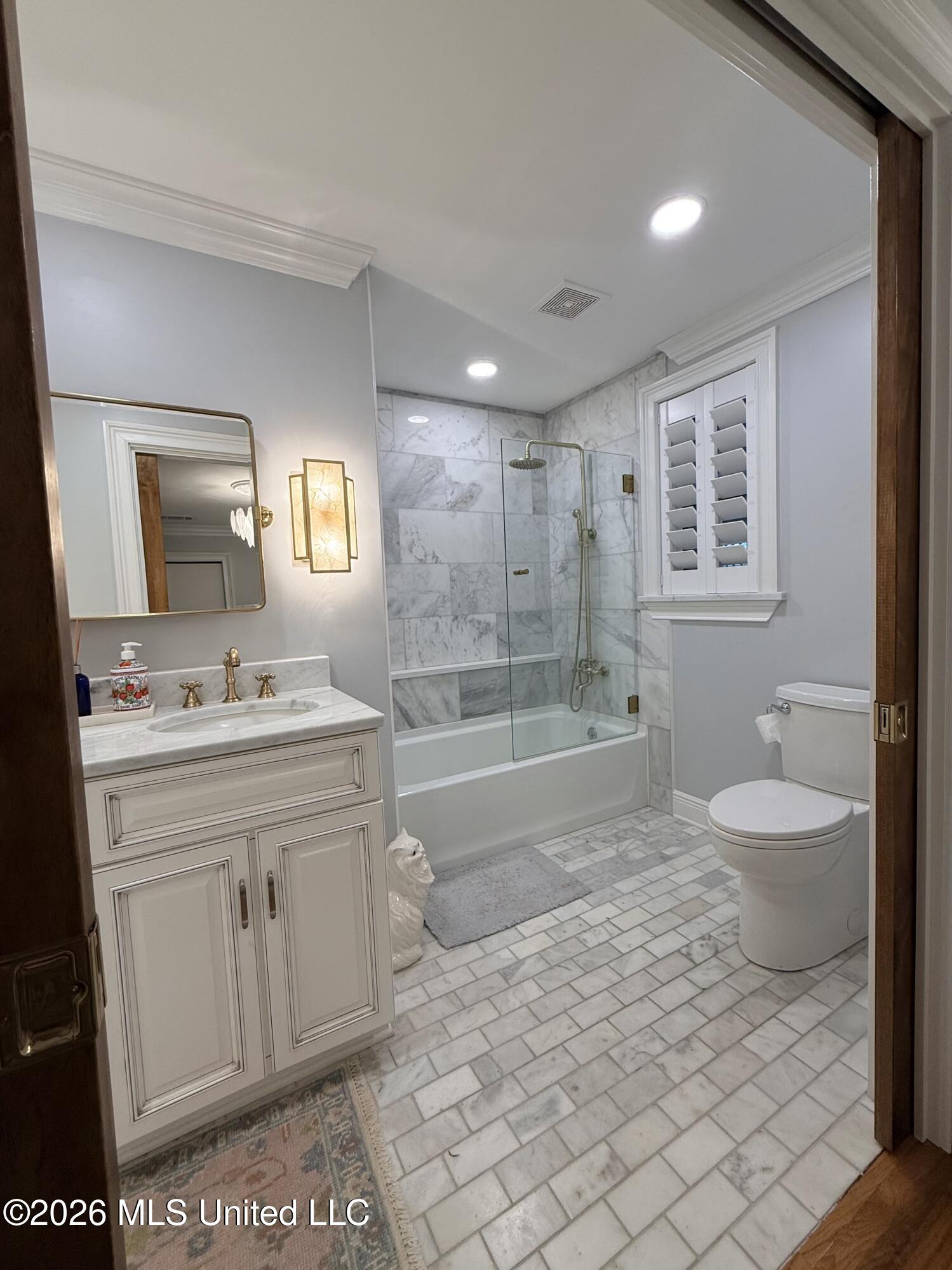 403 E Harding Avenue Property Photo 11