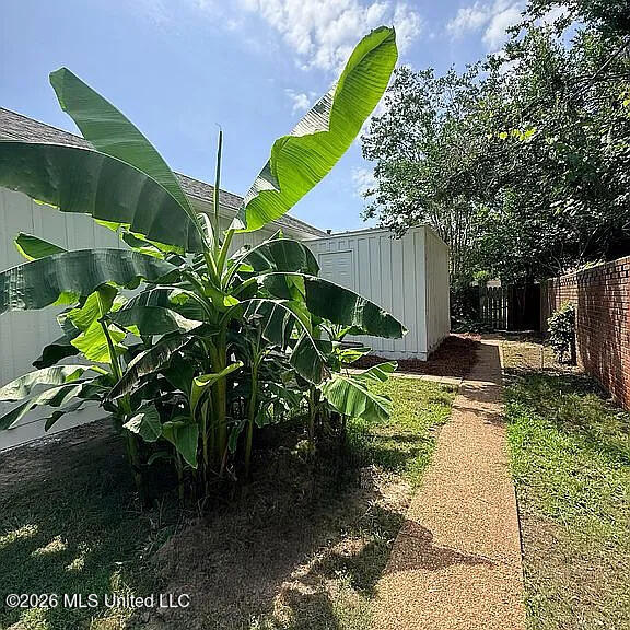 403 E Harding Avenue Property Photo 33