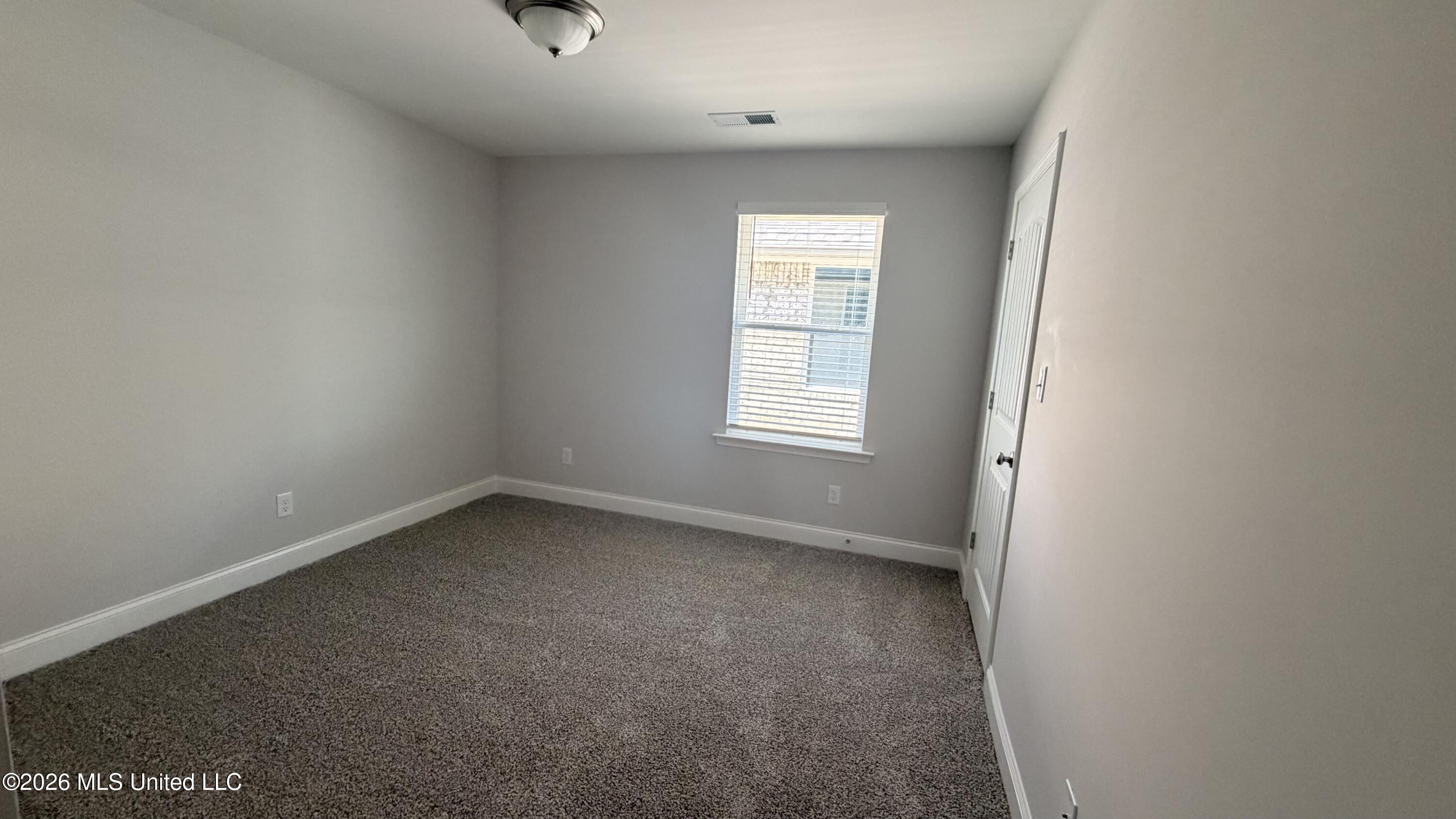 7899 Gardendale Drive Property Photo 10