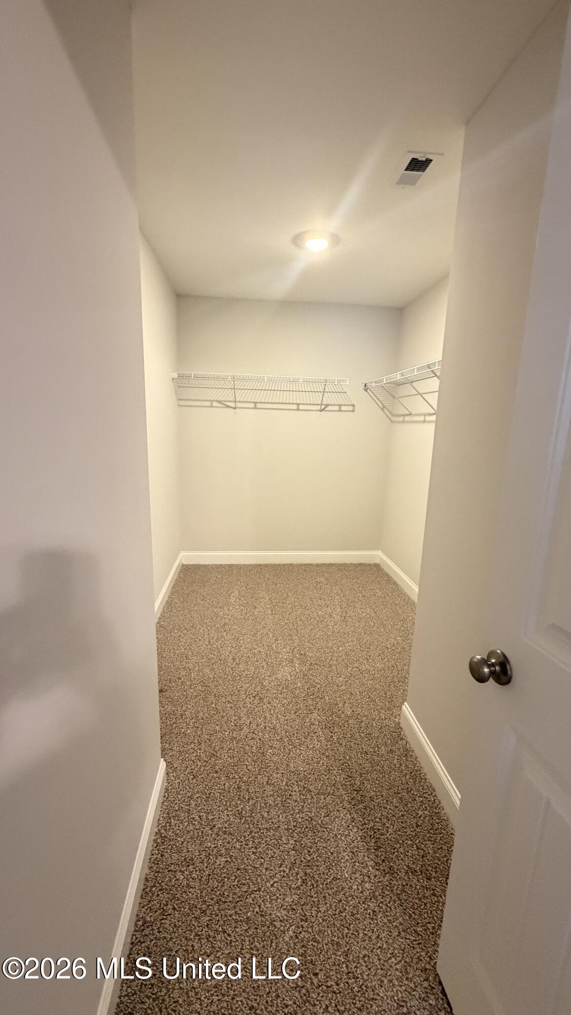 7899 Gardendale Drive Property Photo 12