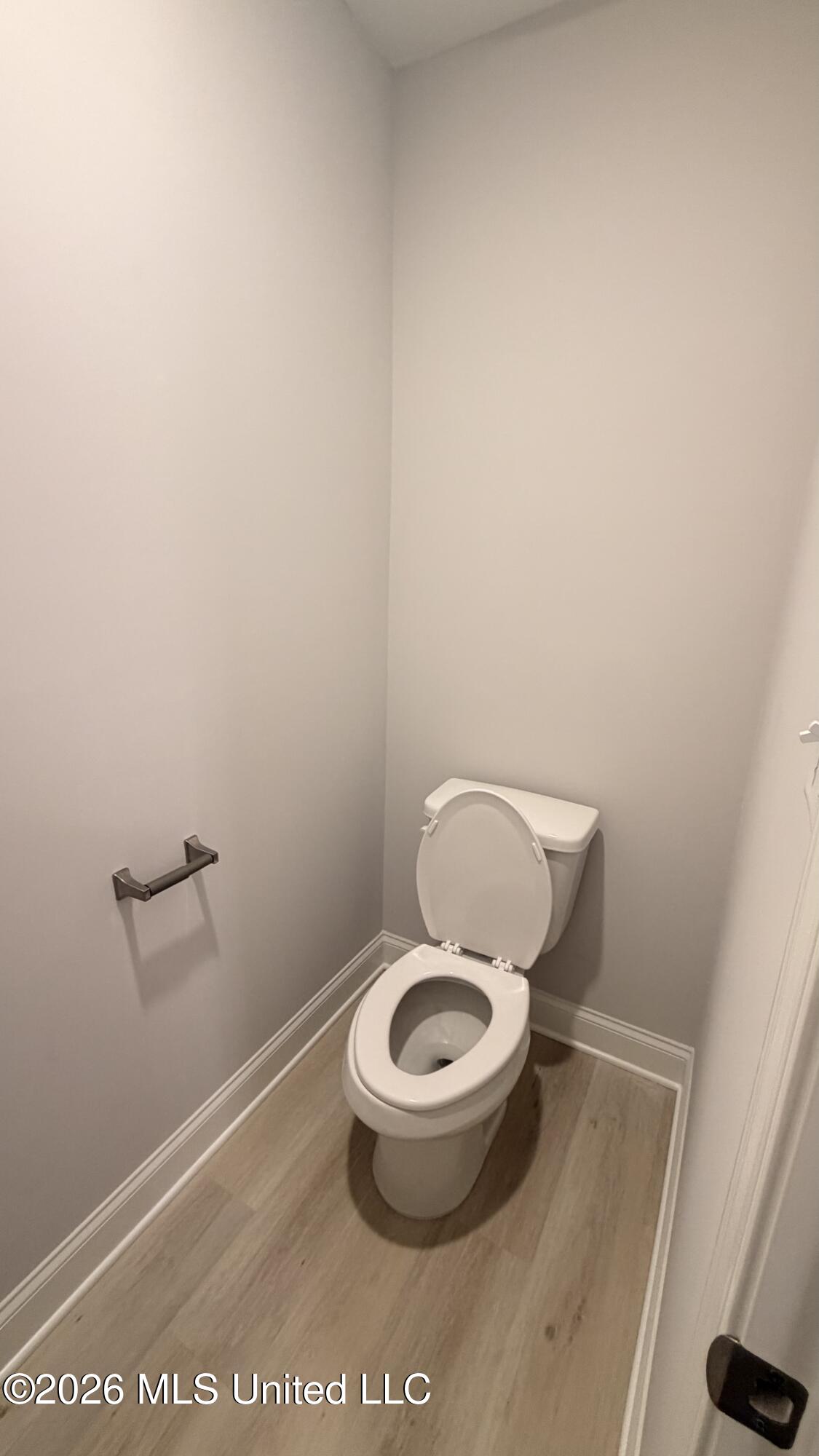 7899 Gardendale Drive Property Photo 16