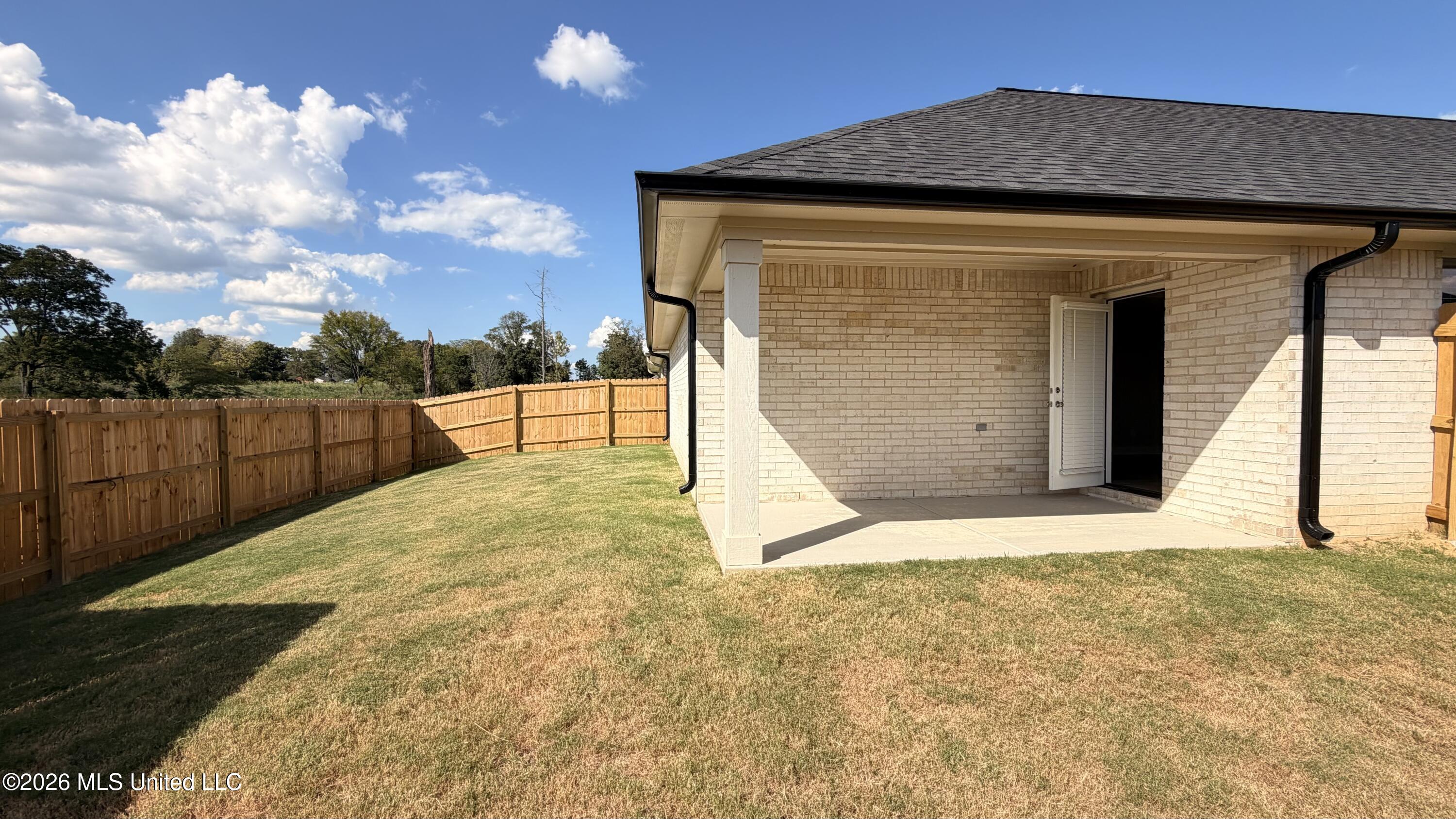 7899 Gardendale Drive Property Photo 17