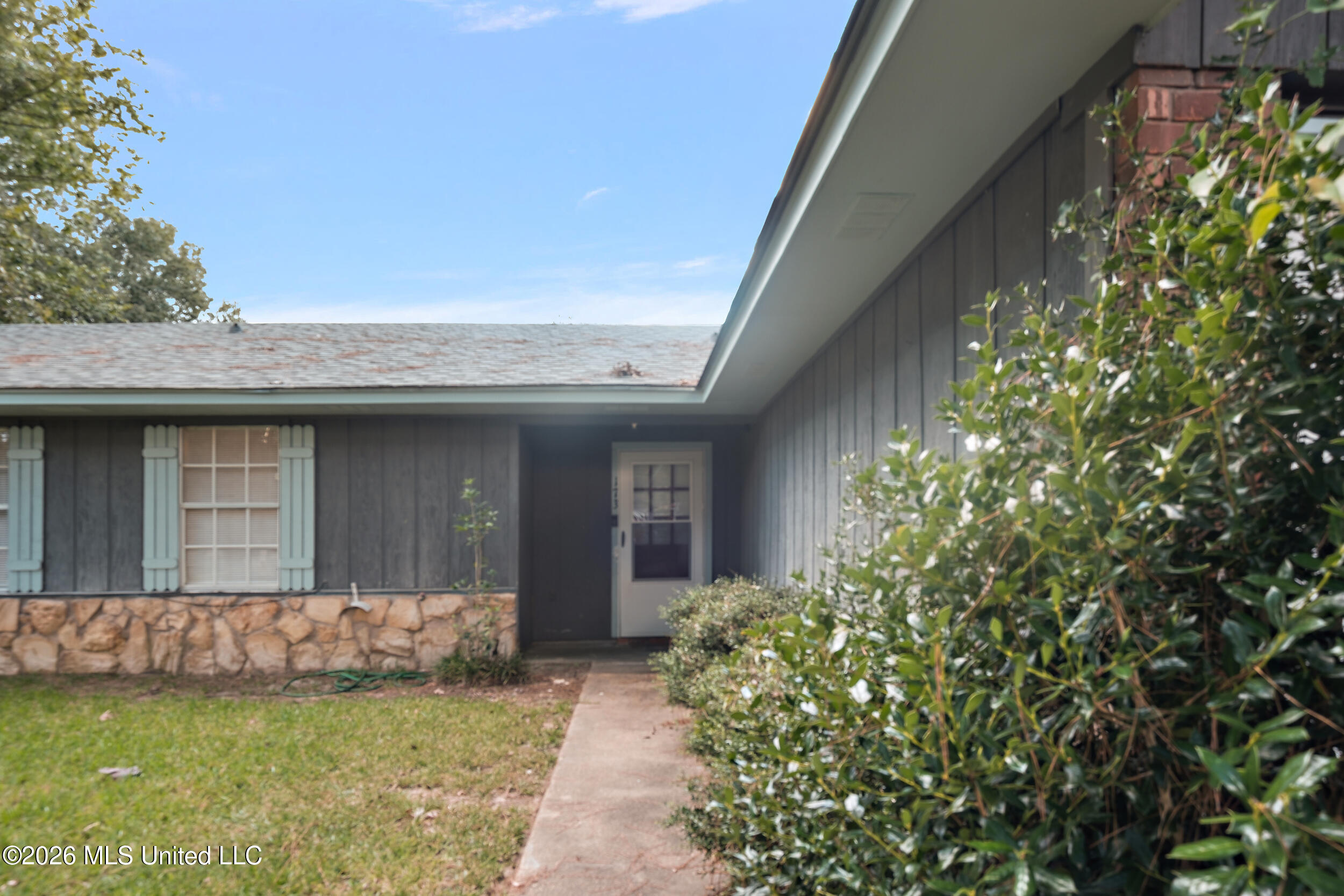 173 Thousand Oaks Circle Property Photo 2