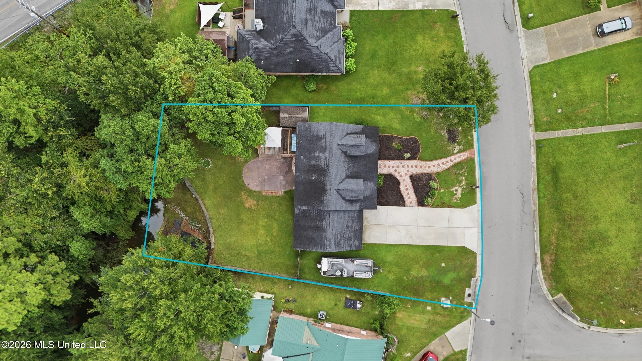 695 N Haven Drive Property Photo 5