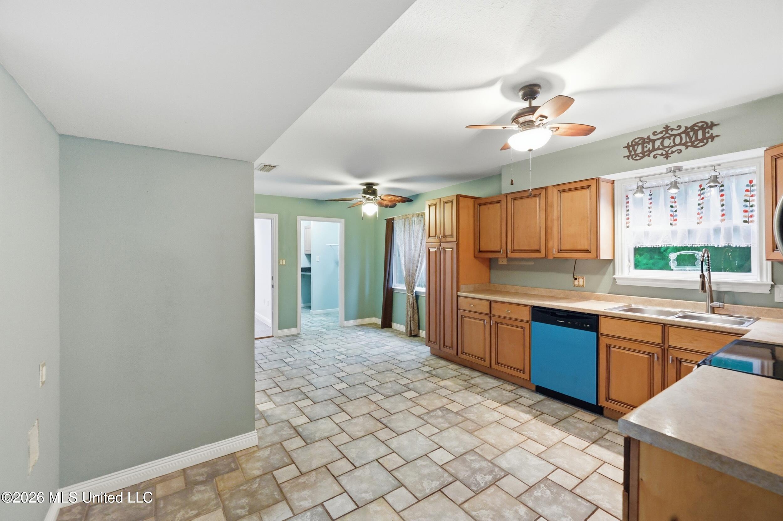 695 N Haven Drive Property Photo 12