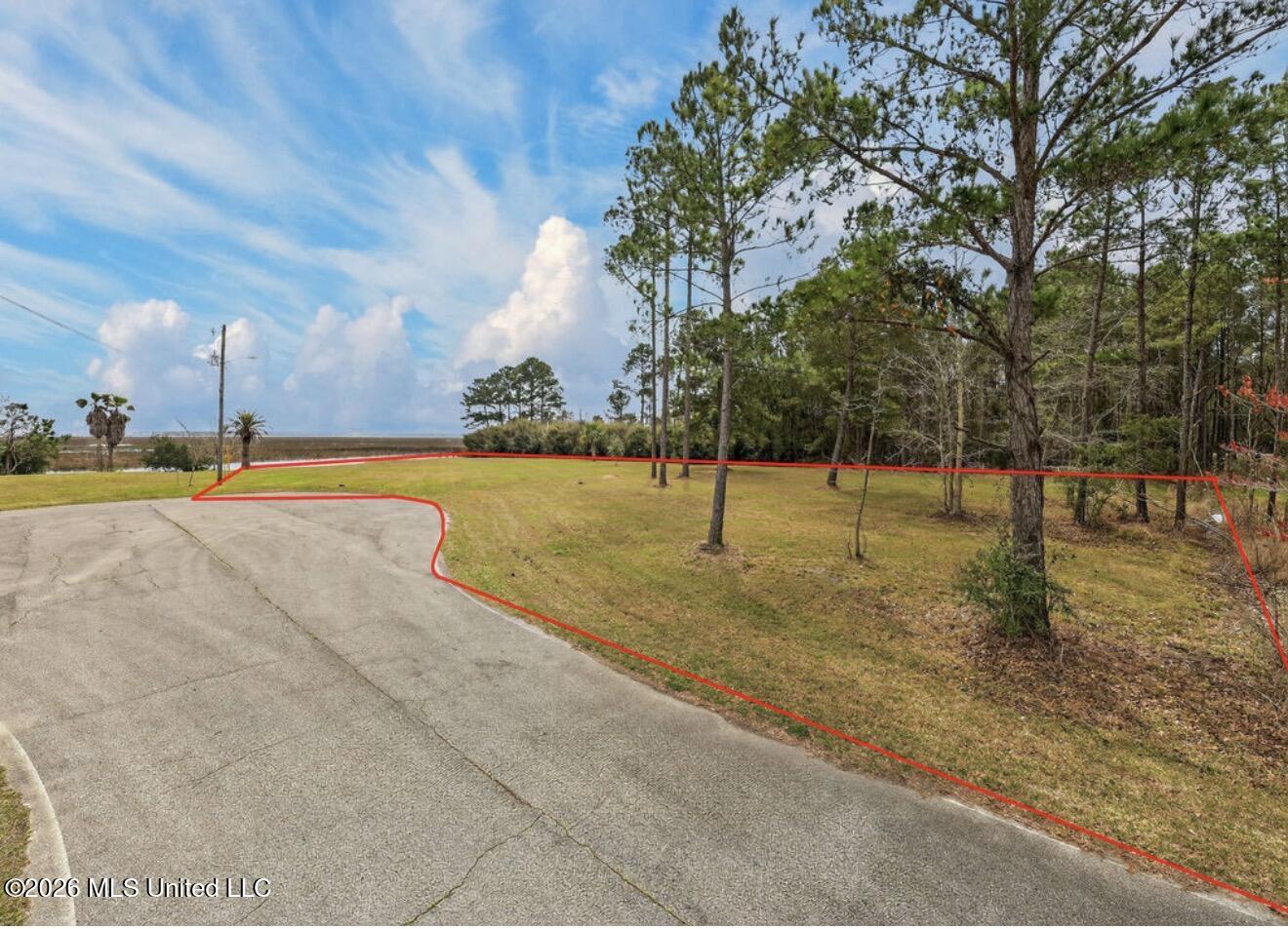 2450 Iki Place Property Photo 5