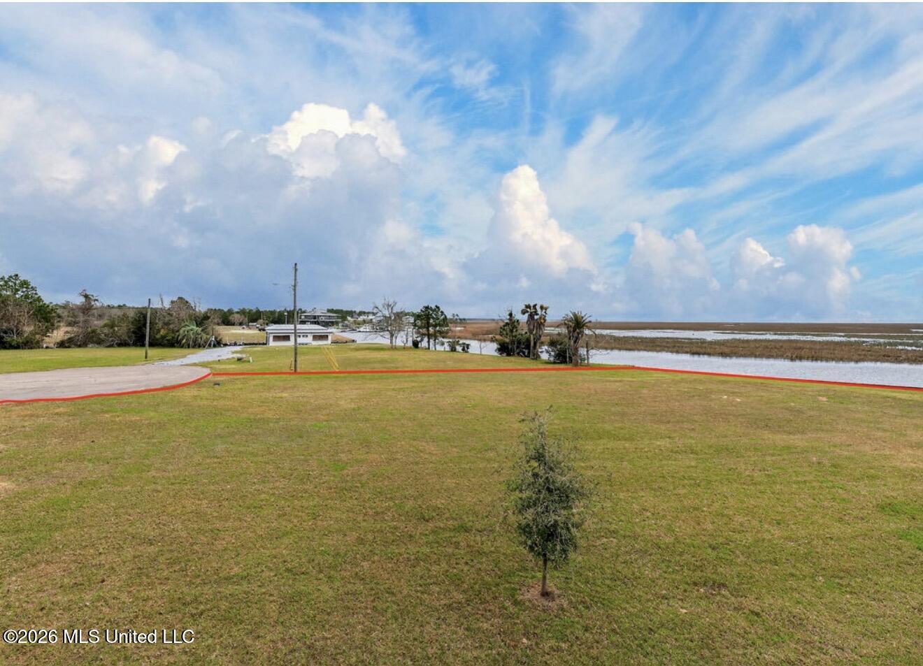 2450 Iki Place Property Photo 10