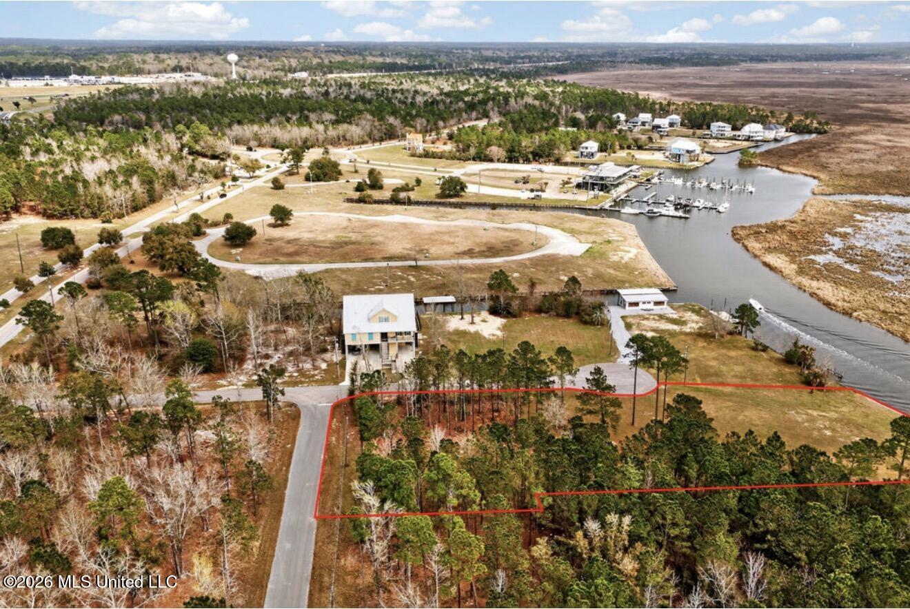 2450 Iki Place Property Photo 15