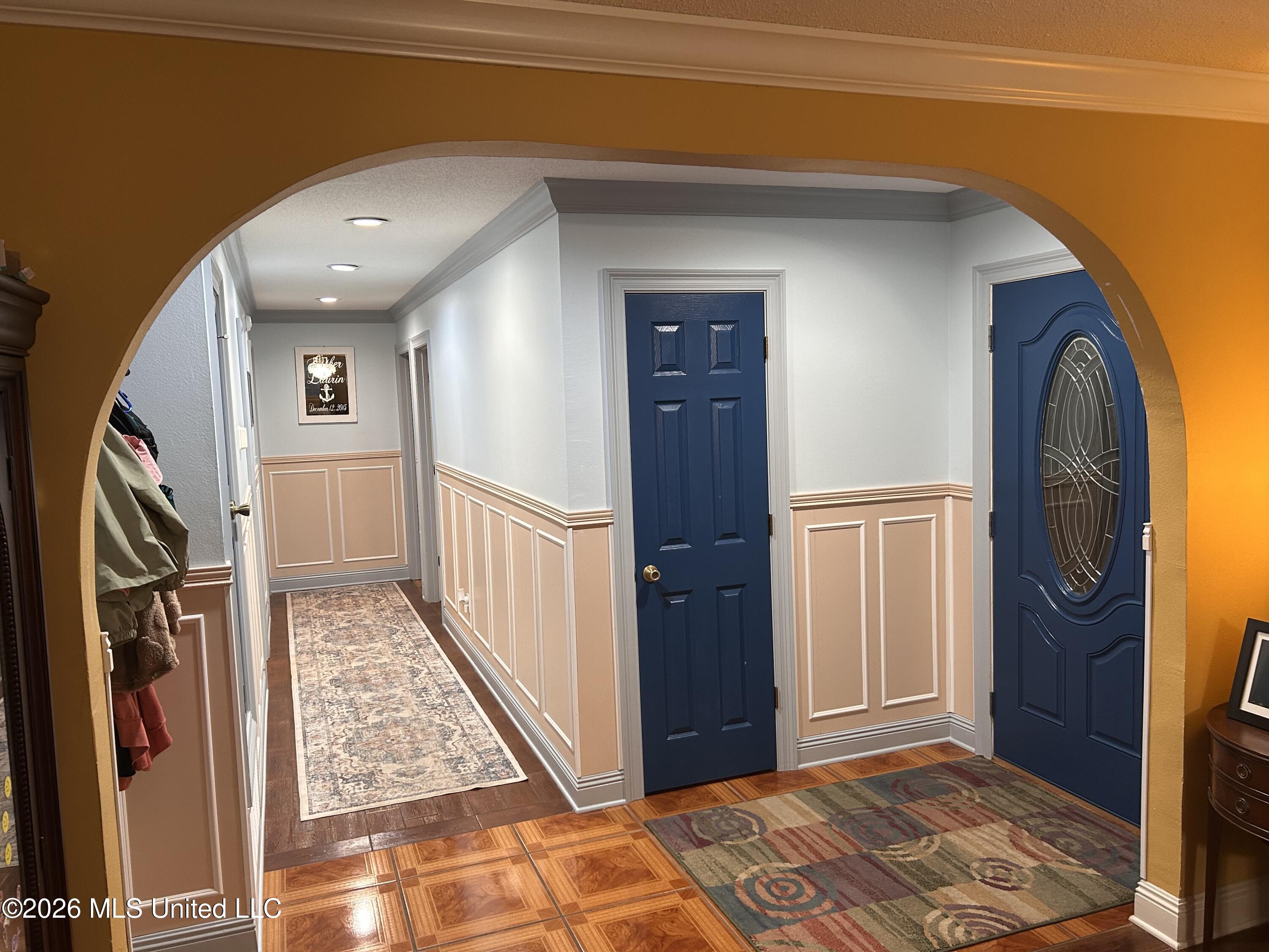 915 Grant Avenue Property Photo 3