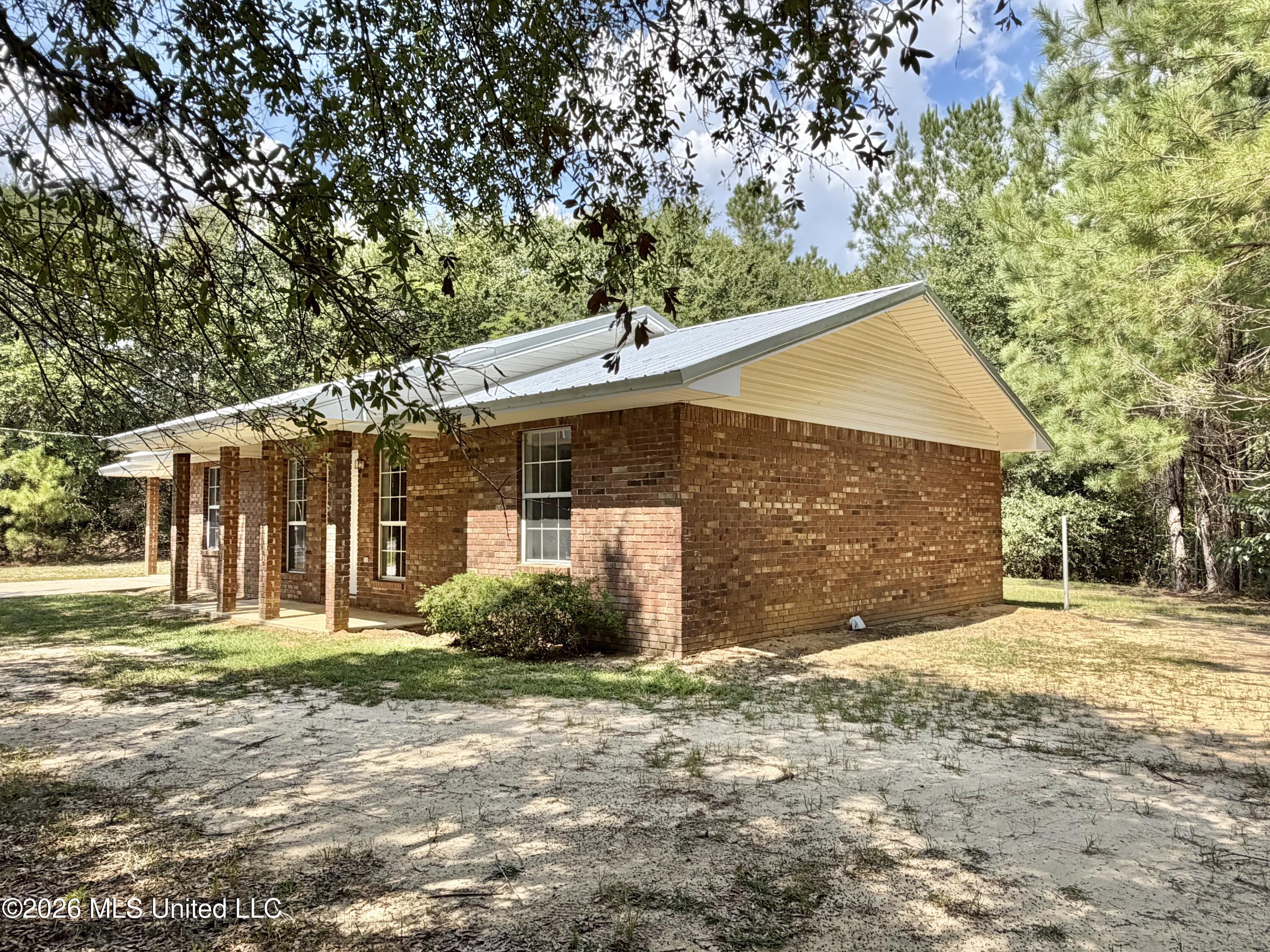 22202 N Ms-63 Property Photo 18