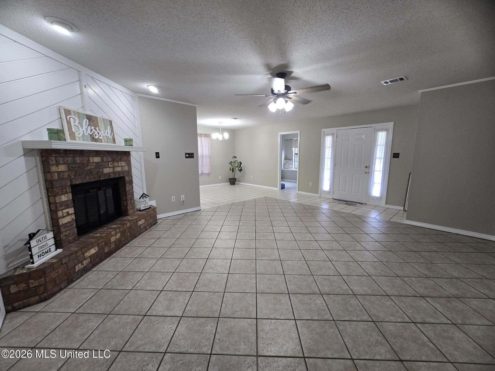 1413 Hide A Way Lane Property Photo 25