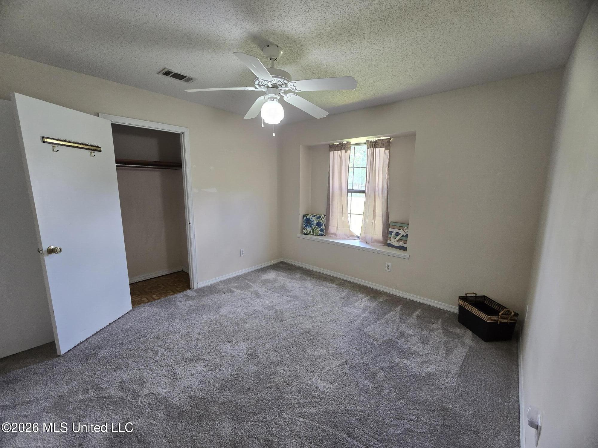 1413 Hide A Way Lane Property Photo 57