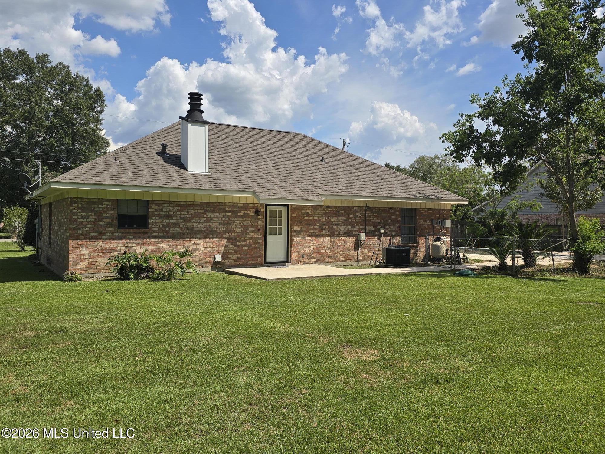 1413 Hide A Way Lane Property Photo 95