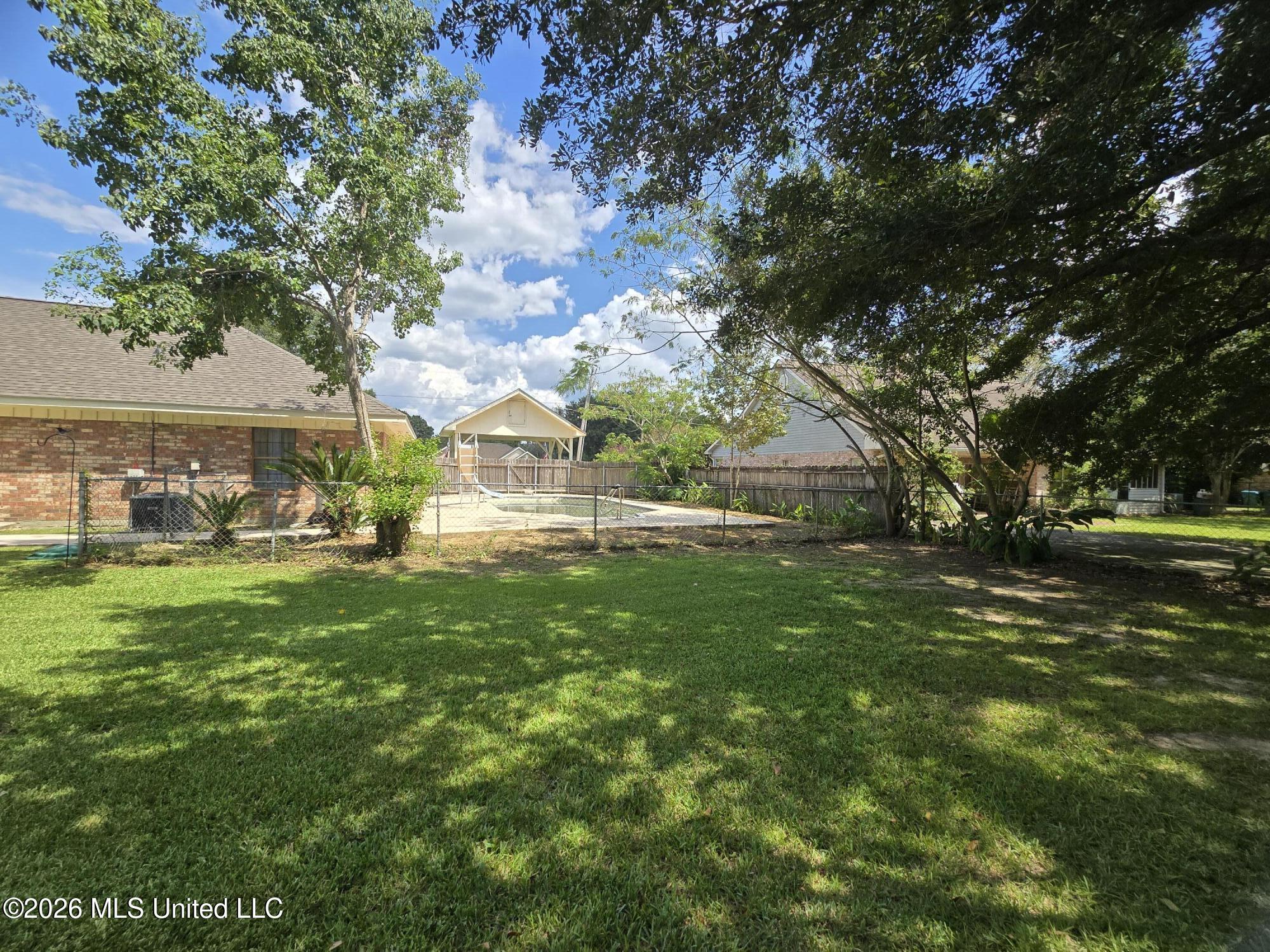 1413 Hide A Way Lane Property Photo 106