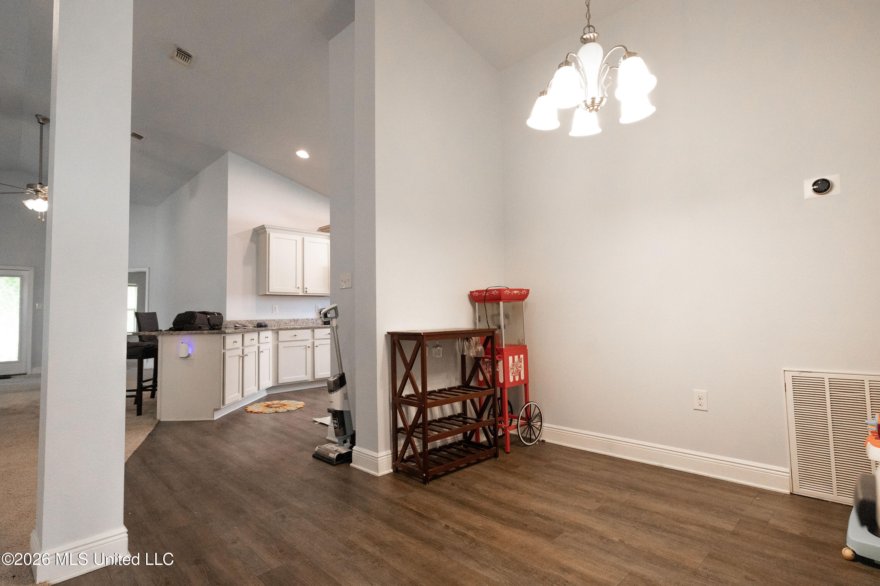 14482 Canal Loop Property Photo 6