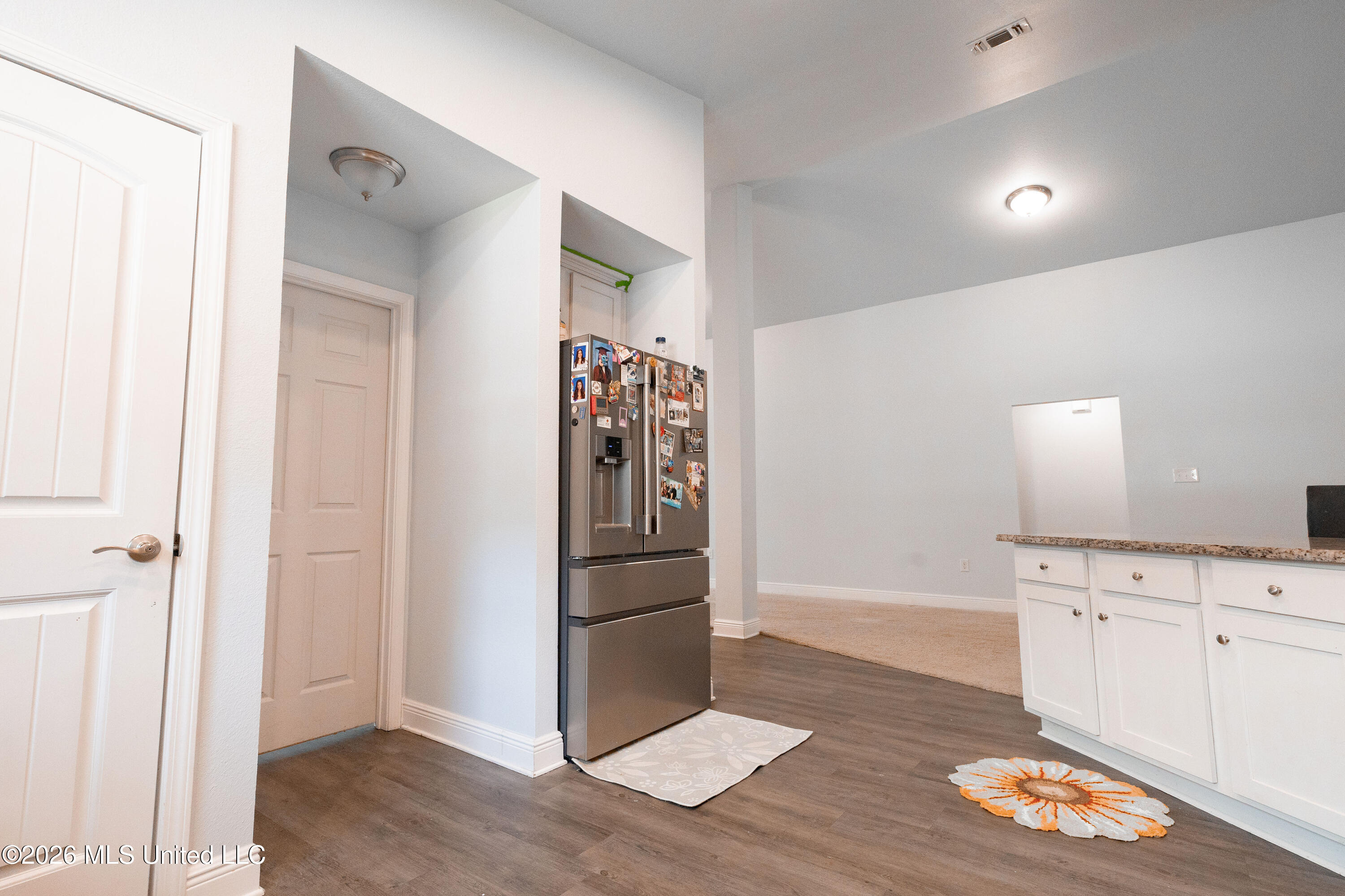 14482 Canal Loop Property Photo 9